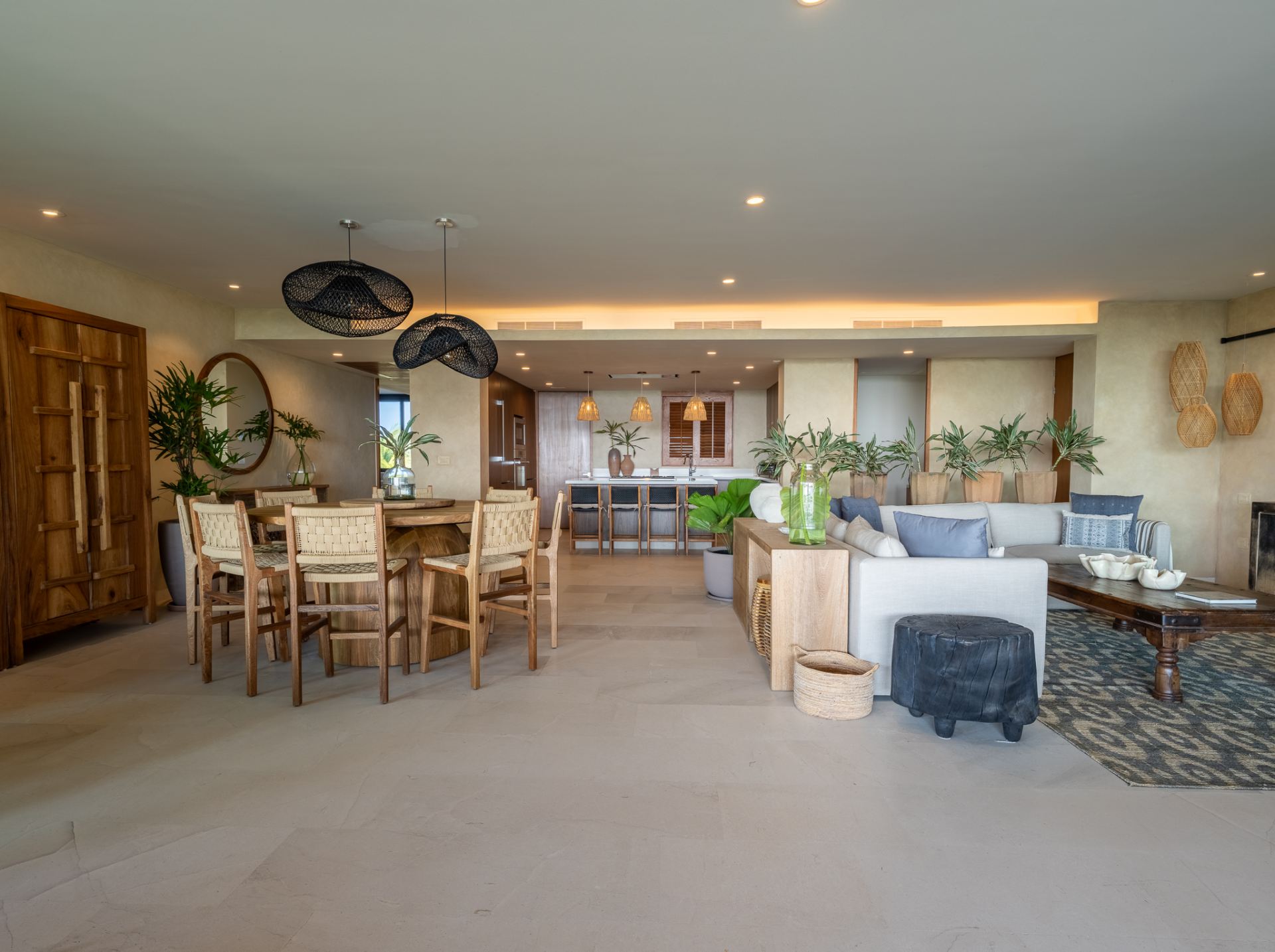 Villa Surf Residences 211