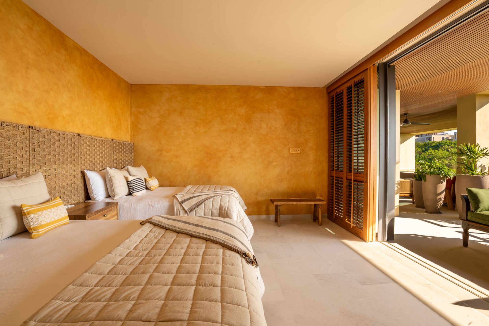 Villa Surf Residences 211