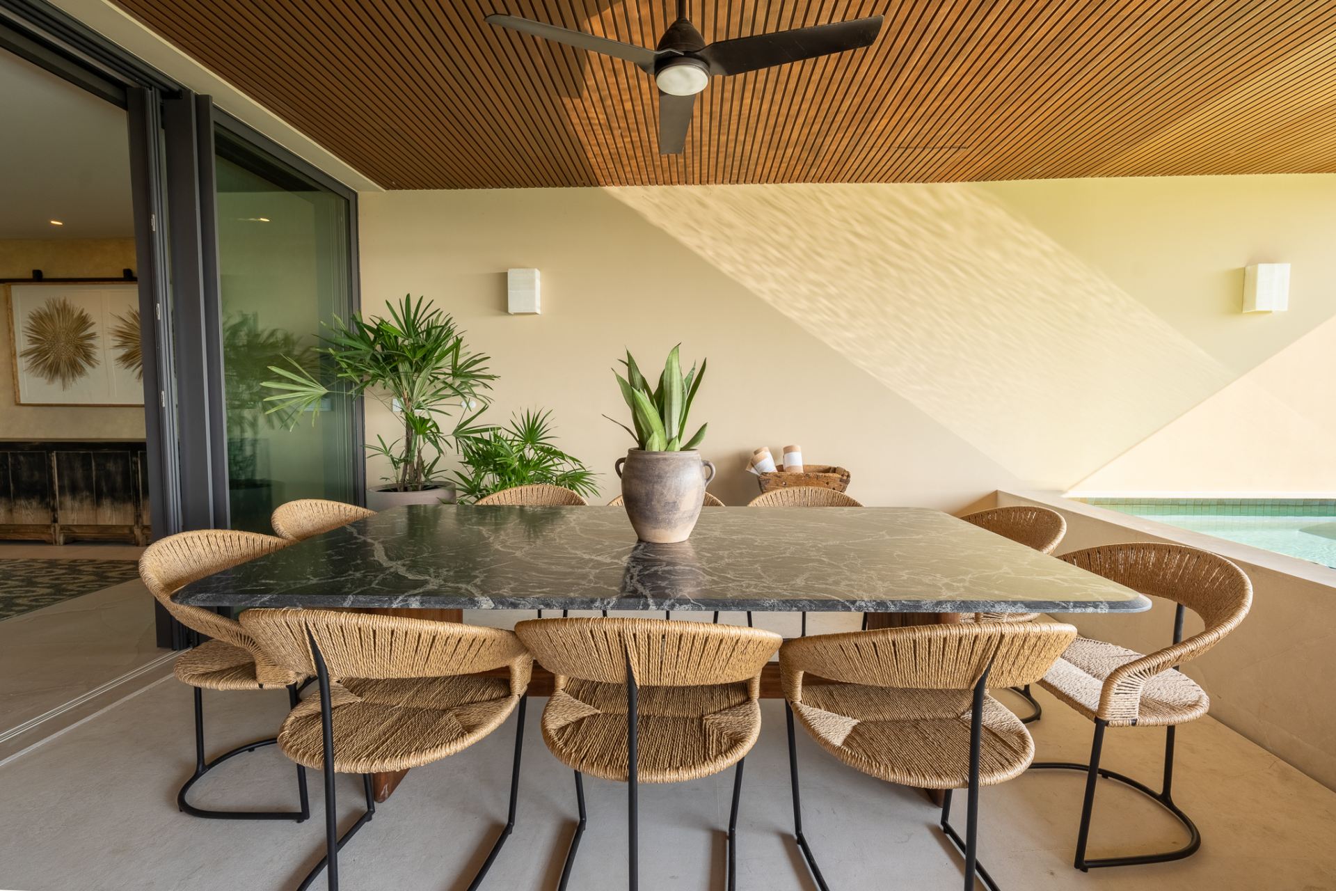 Villa Surf Residences 211