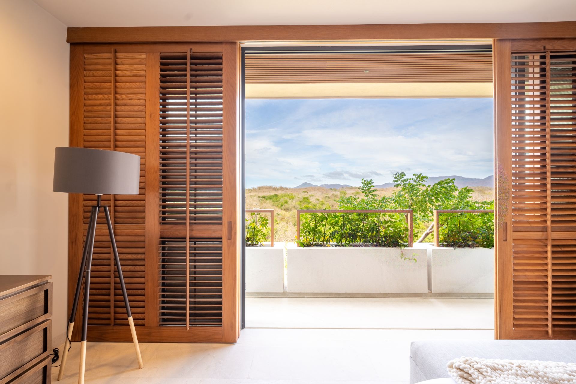 Villa Surf Residences 221