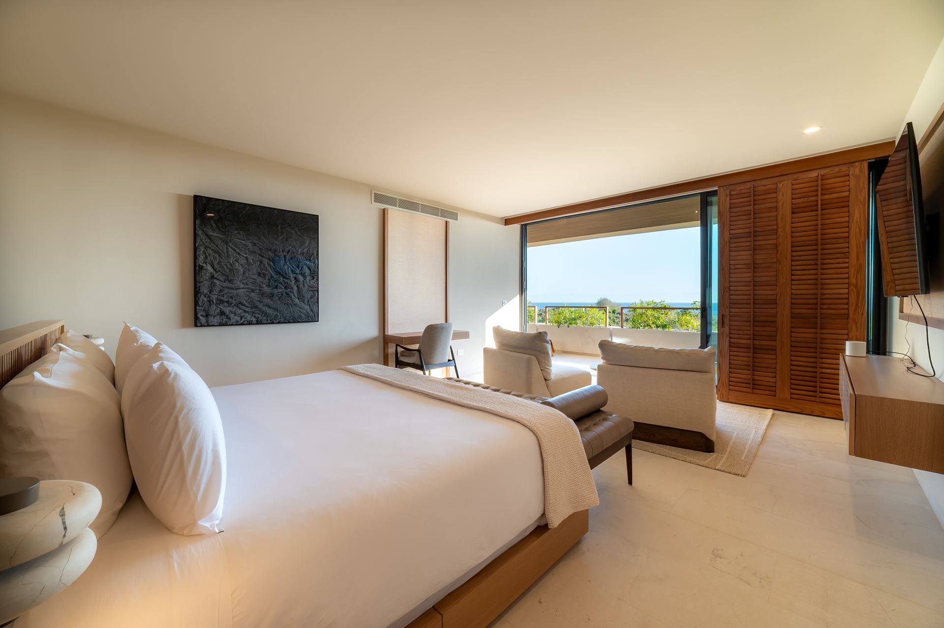 Villa Surf Residences 312