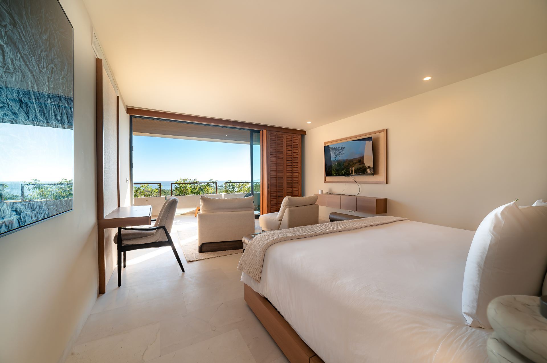 Villa Surf Residences 312