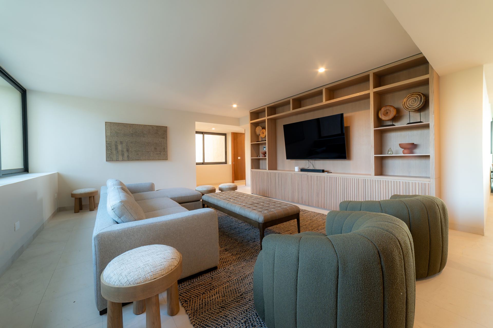 Villa Surf Residences 312