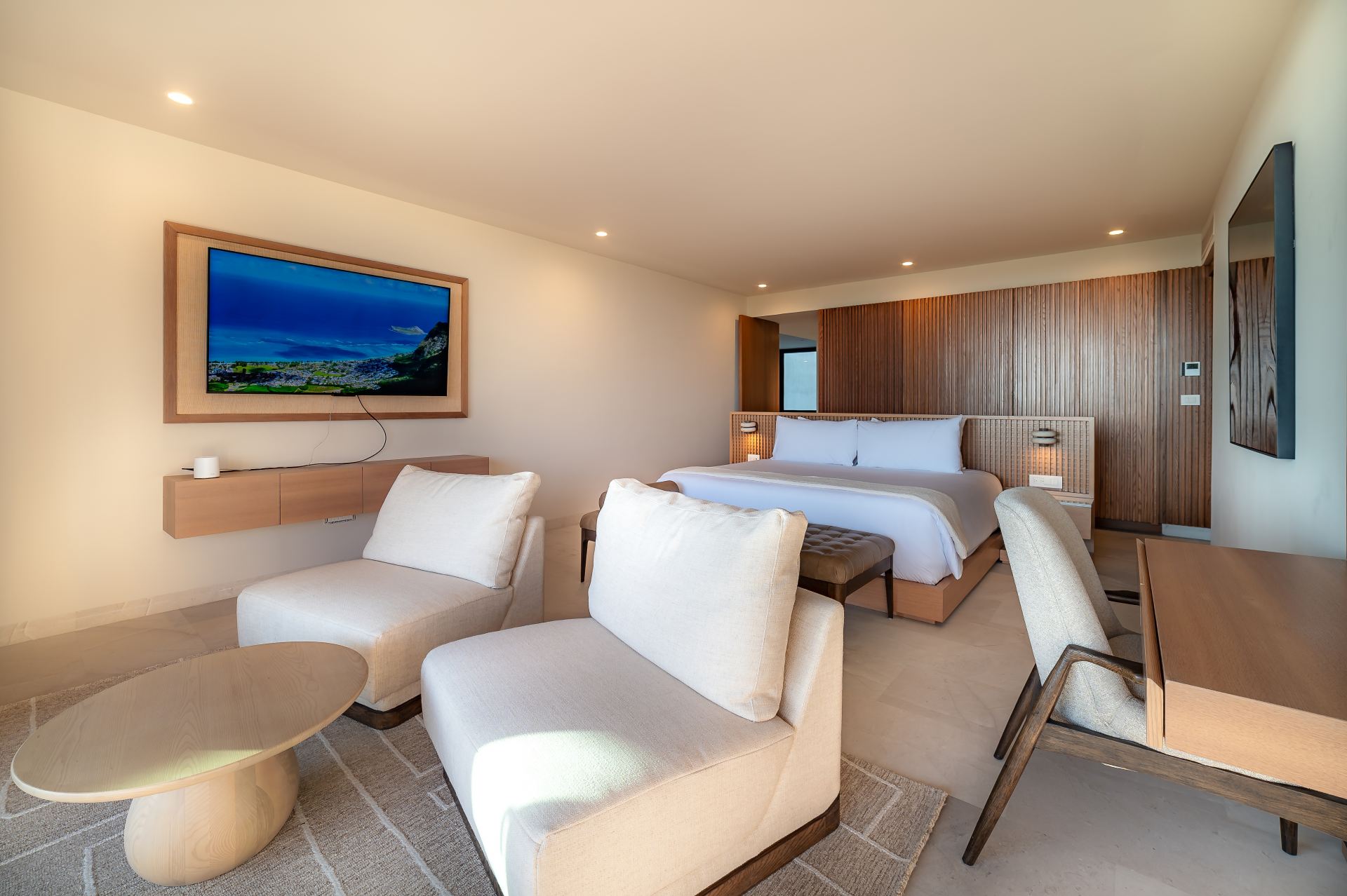 Villa Surf Residences 312