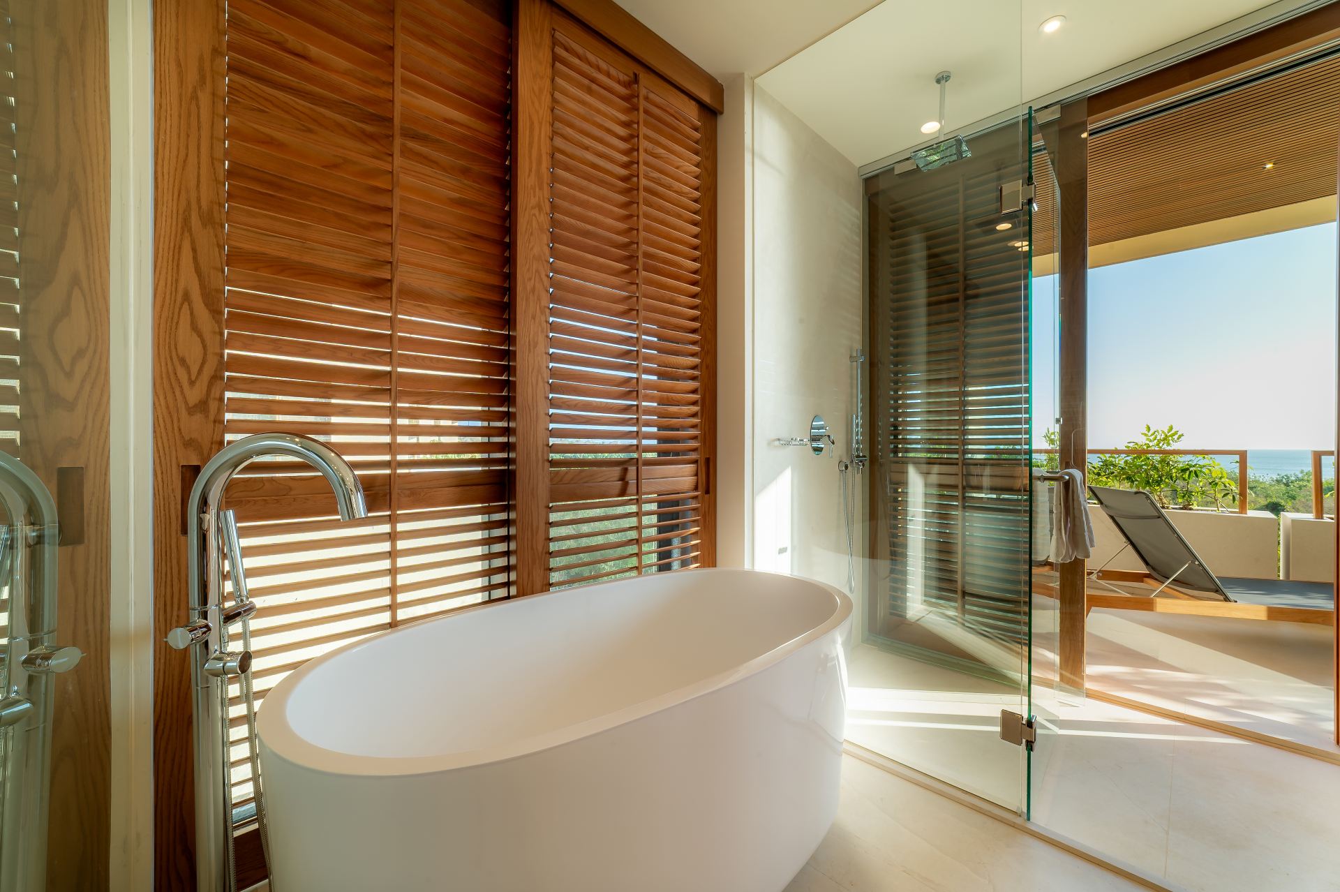 Villa Surf Residences 312