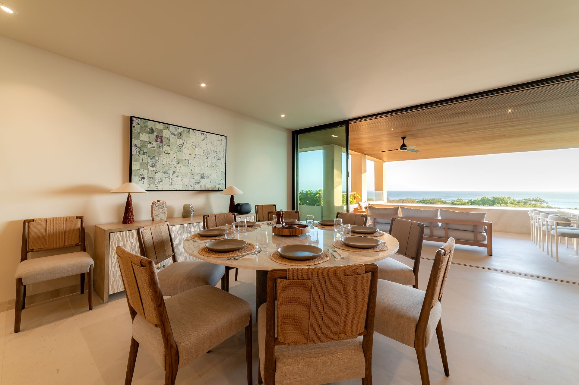 Villa Surf Residences 312