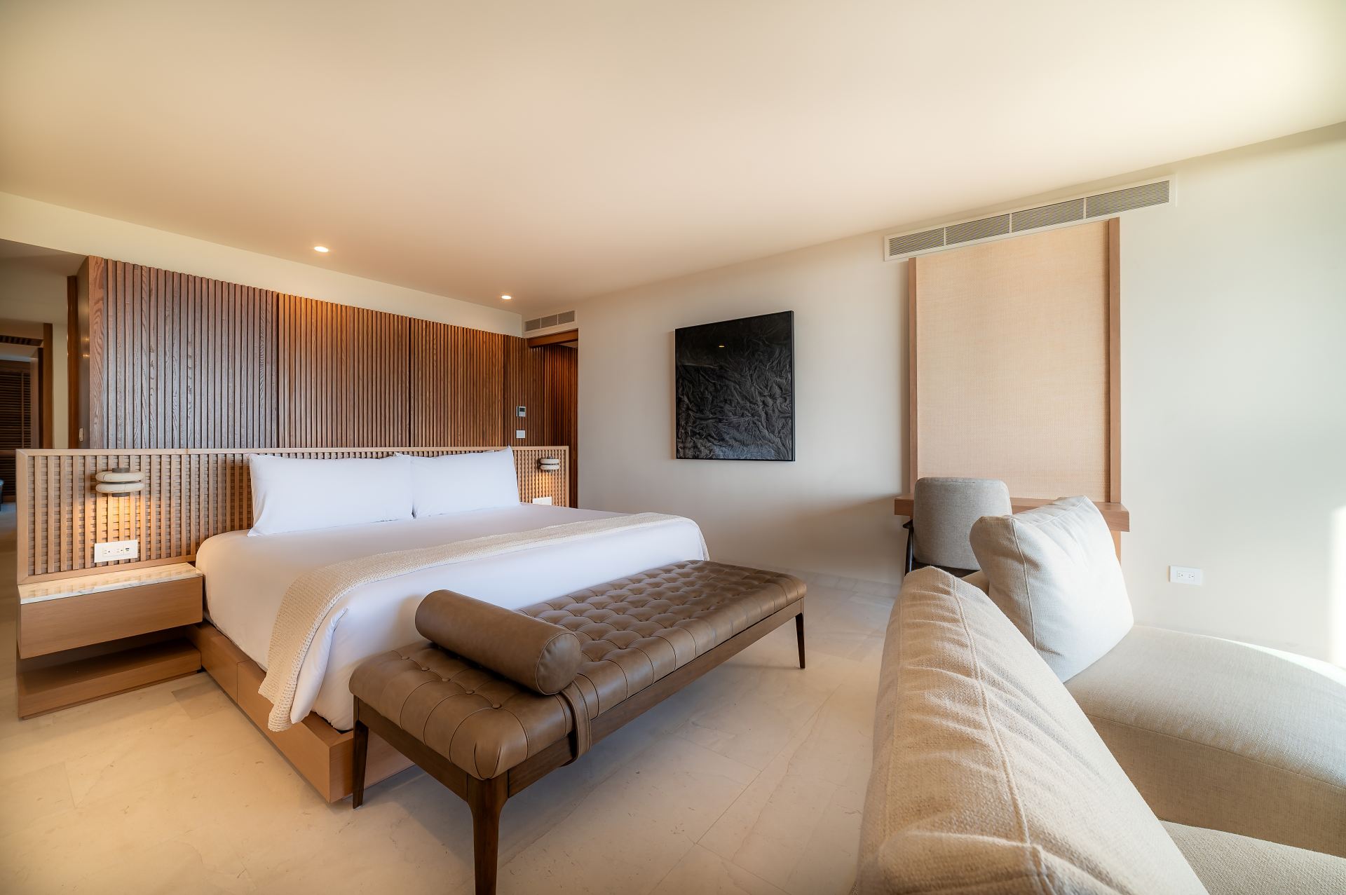 Villa Surf Residences 312