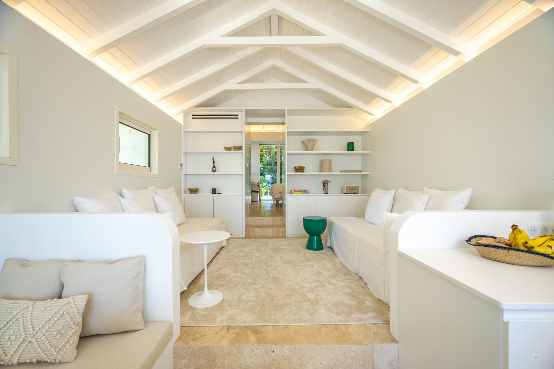 Villa The Yellow Hut