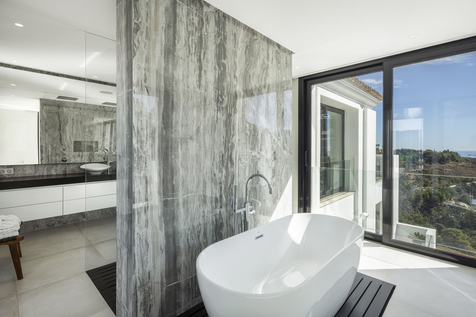 Villa Sacromonte (Madronal)