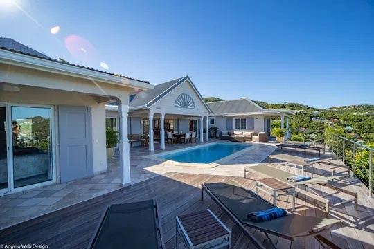 Villa Acajous Estate