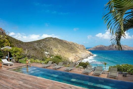 Villa Amancaya Estate