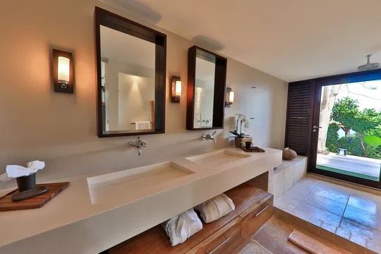 Villa Amancaya Estate