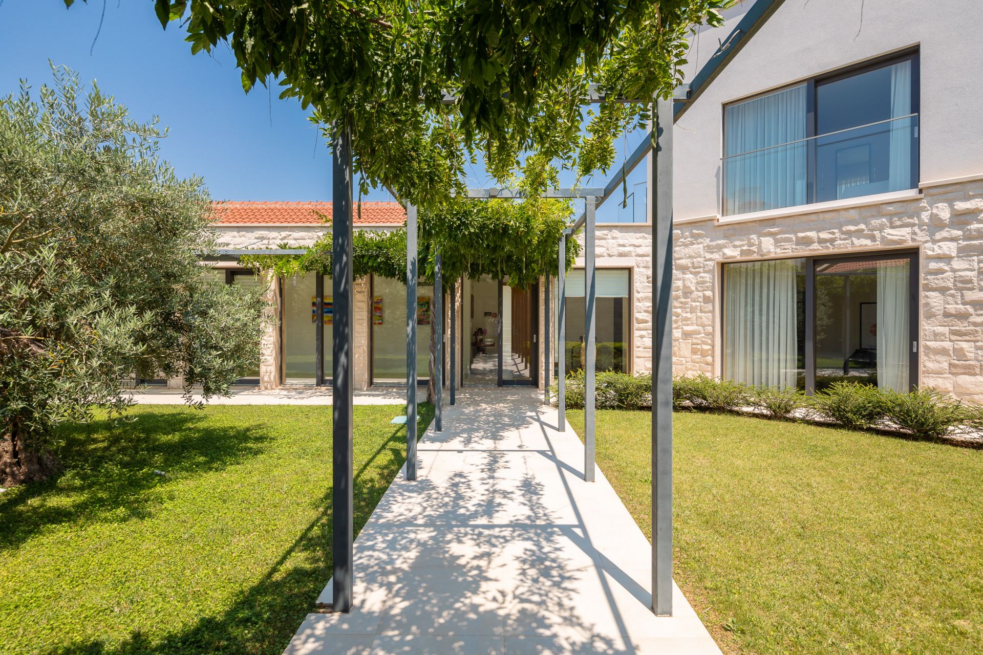 Tranquility Luxury Estate