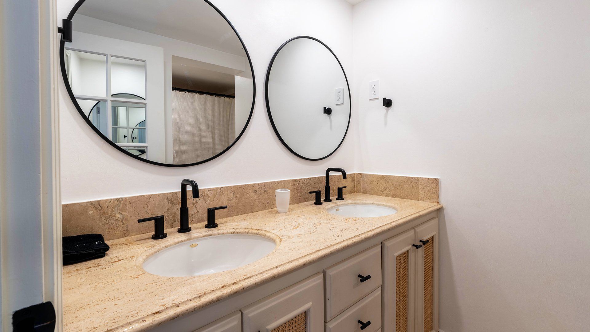 Villas On The Beach 305