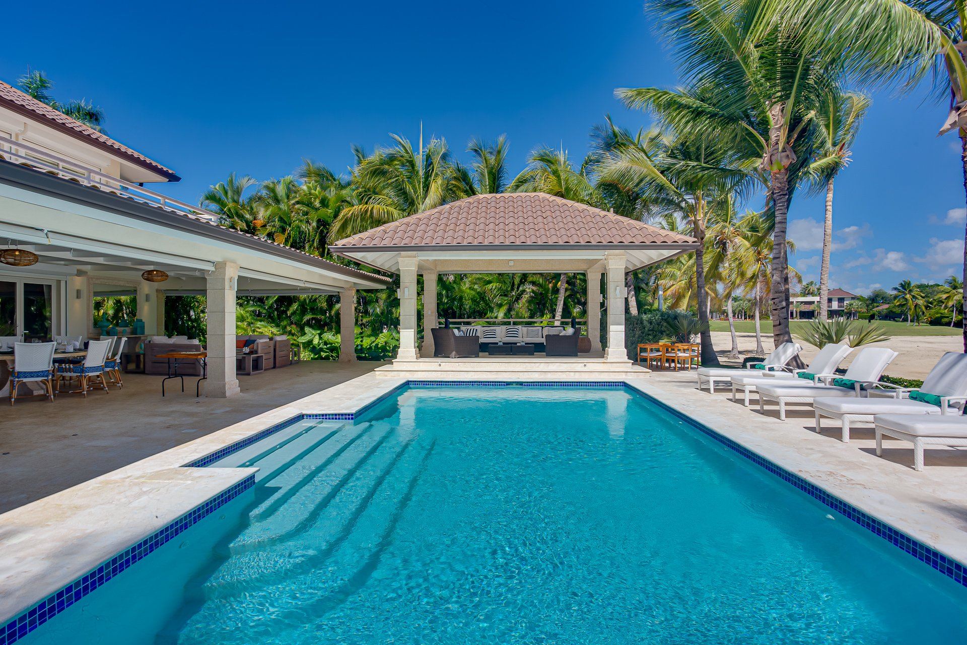 Villa Tortuga Bay D8