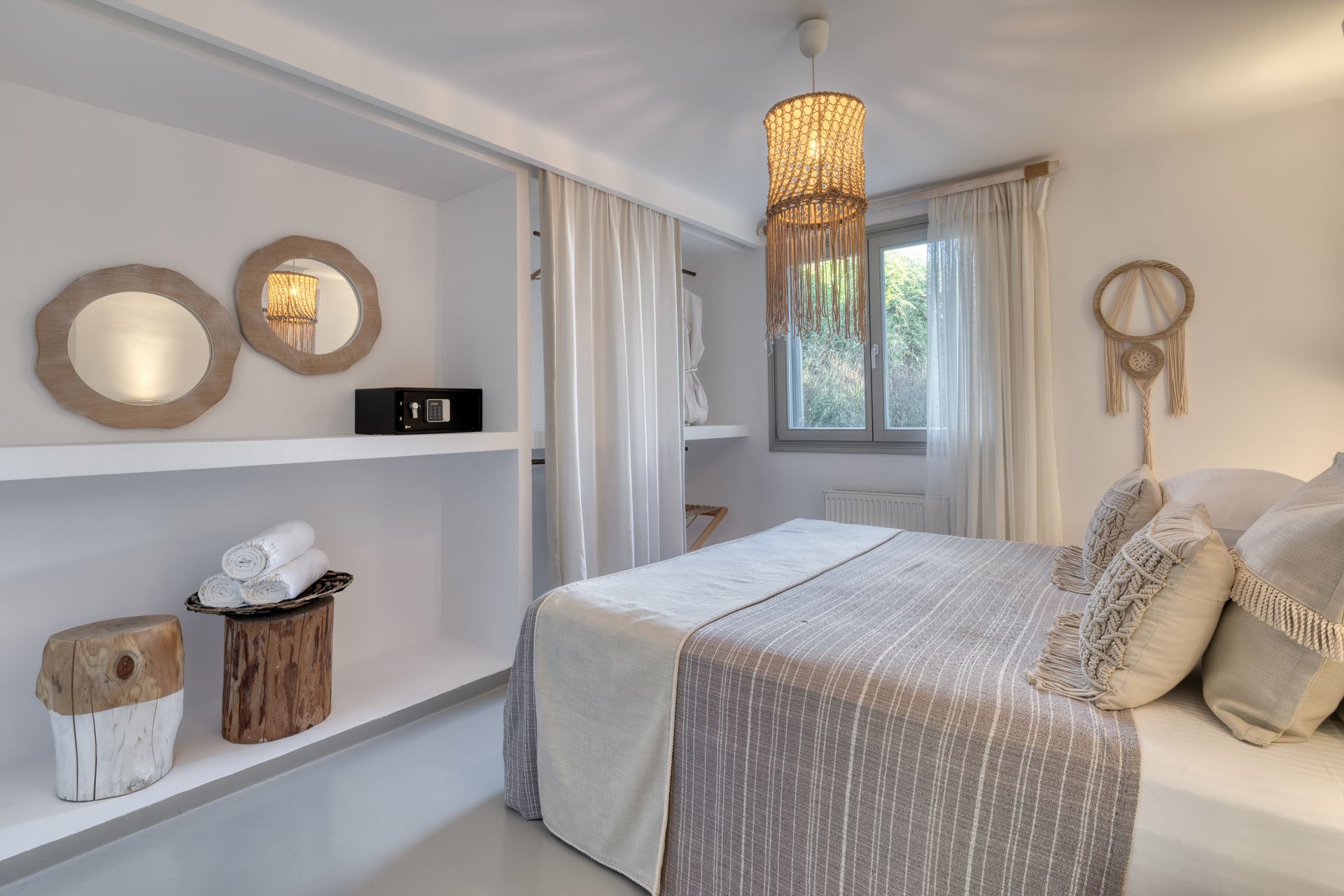 Agia Thalassa - Paros