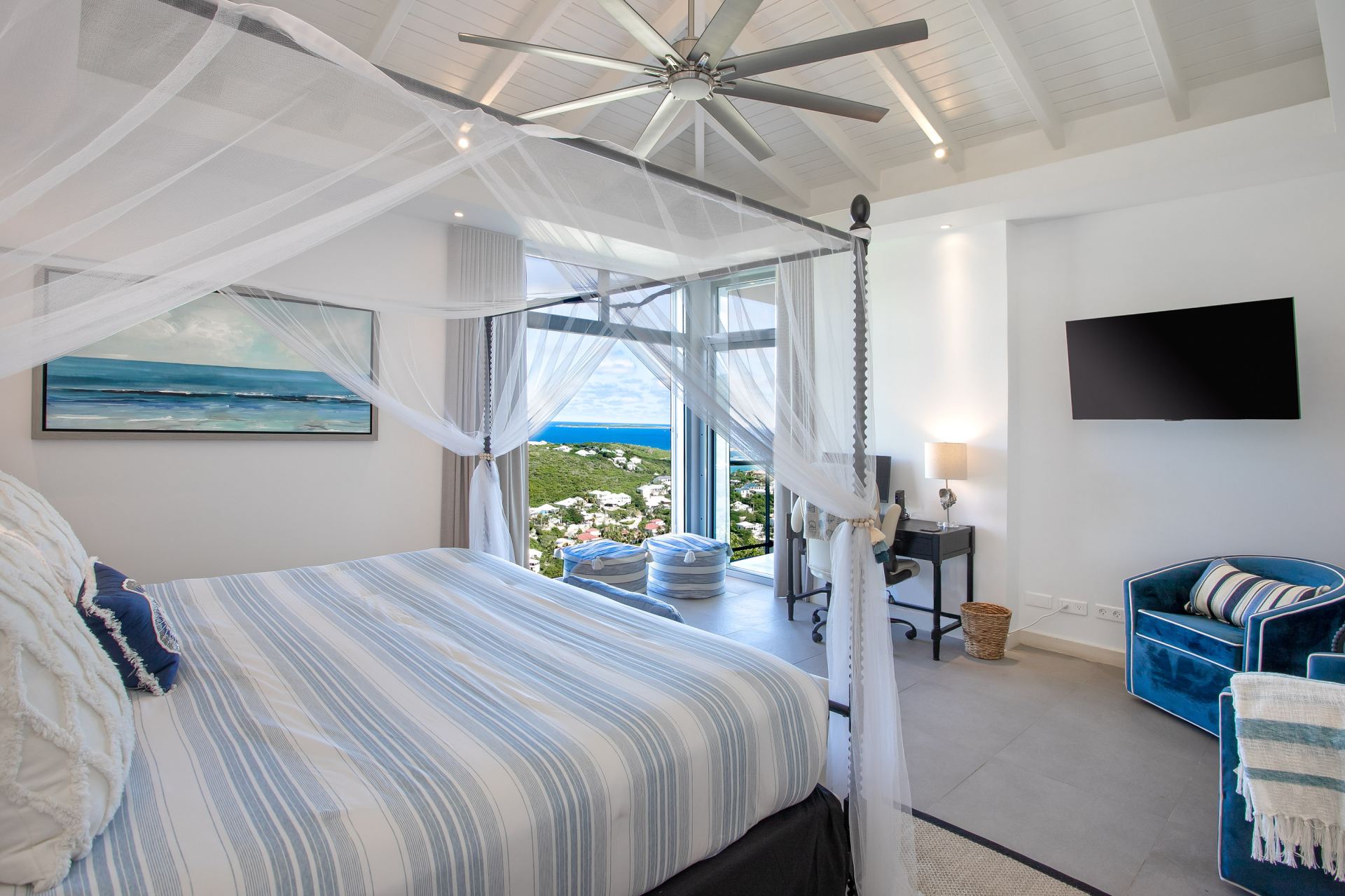 Villa Five Minutes More