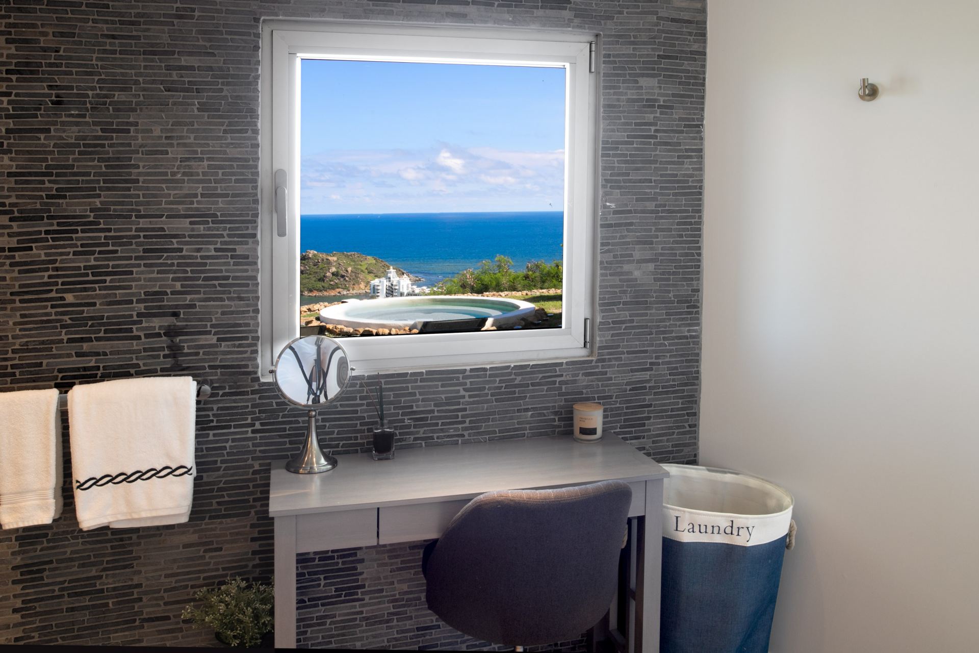 Villa Five Minutes More