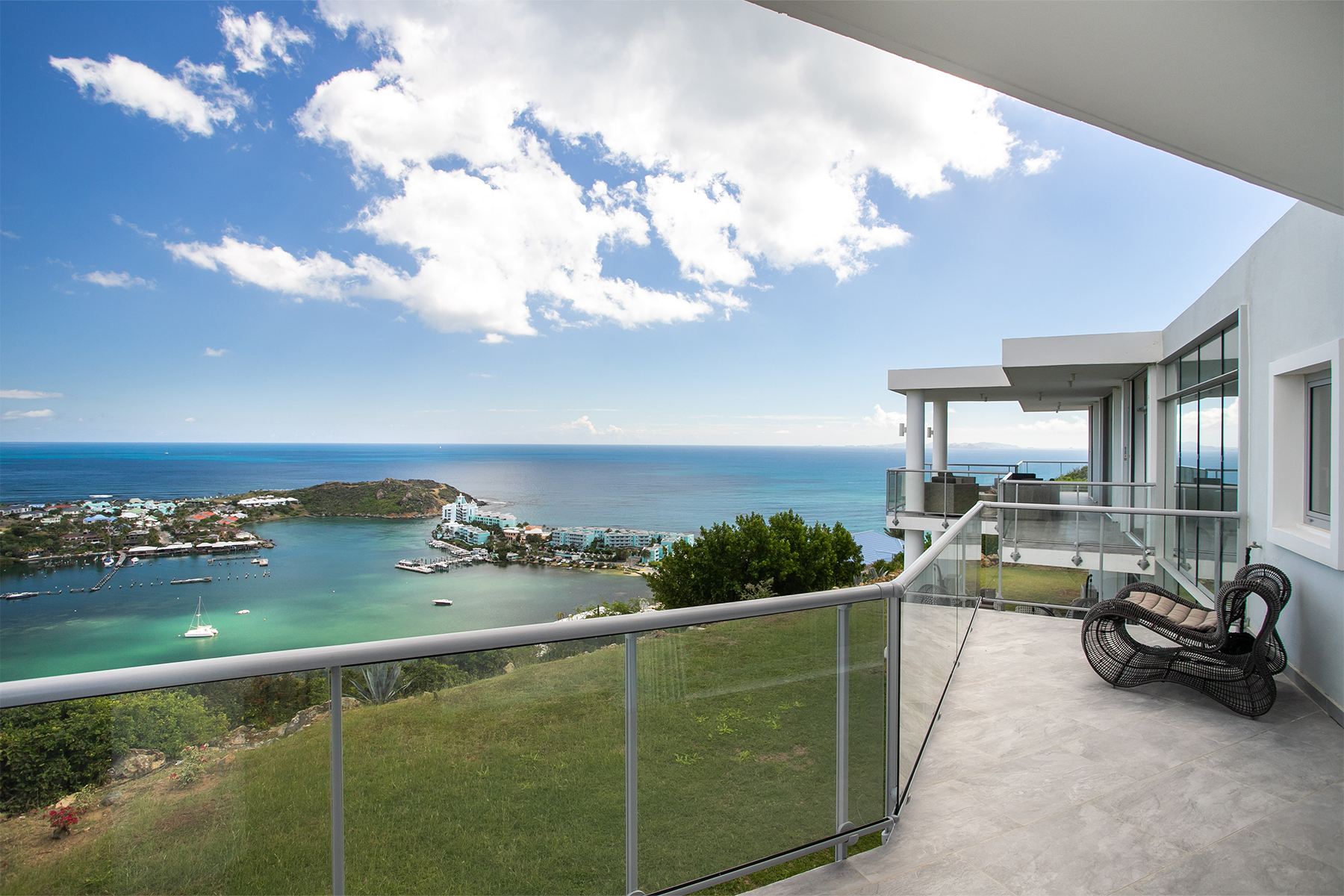 Villa Five Minutes More