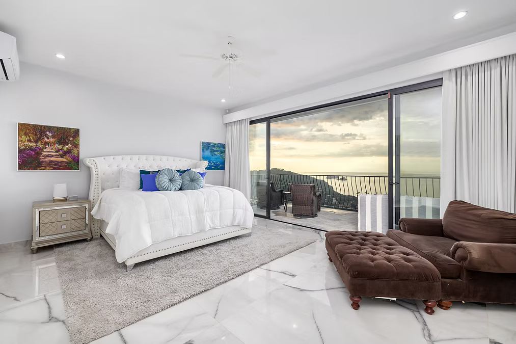 Castle Essence of Dreams