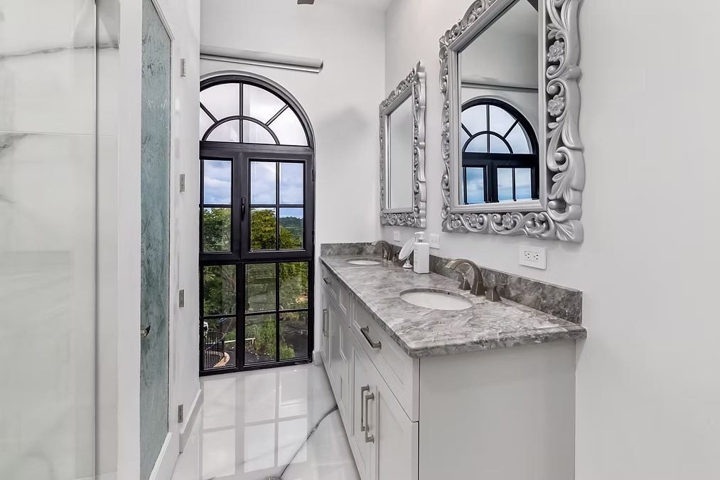 Castle Essence of Dreams