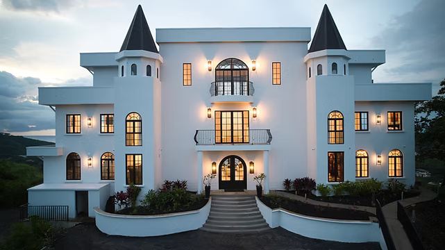 Castle Essence of Dreams