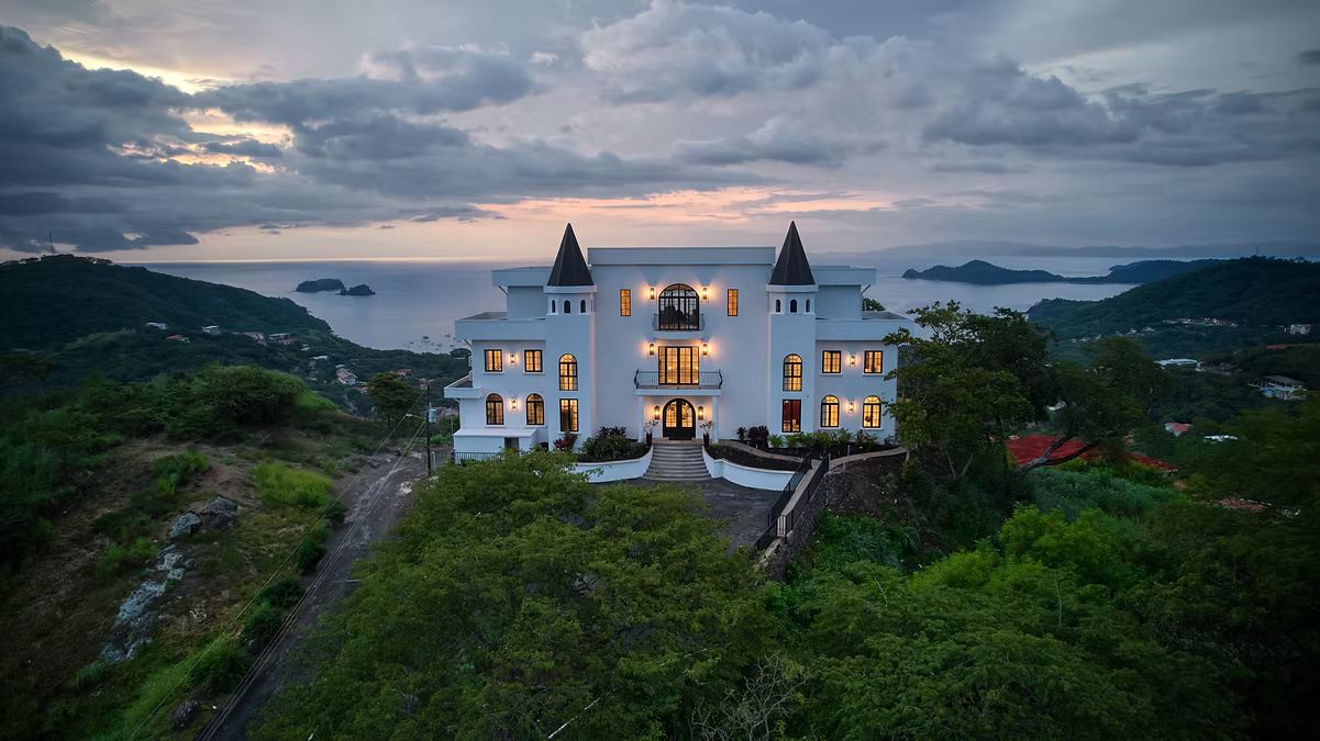 Castle Essence of Dreams