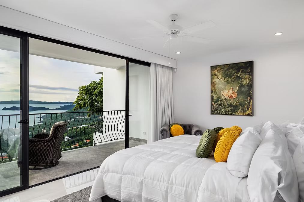 Castle Essence of Dreams