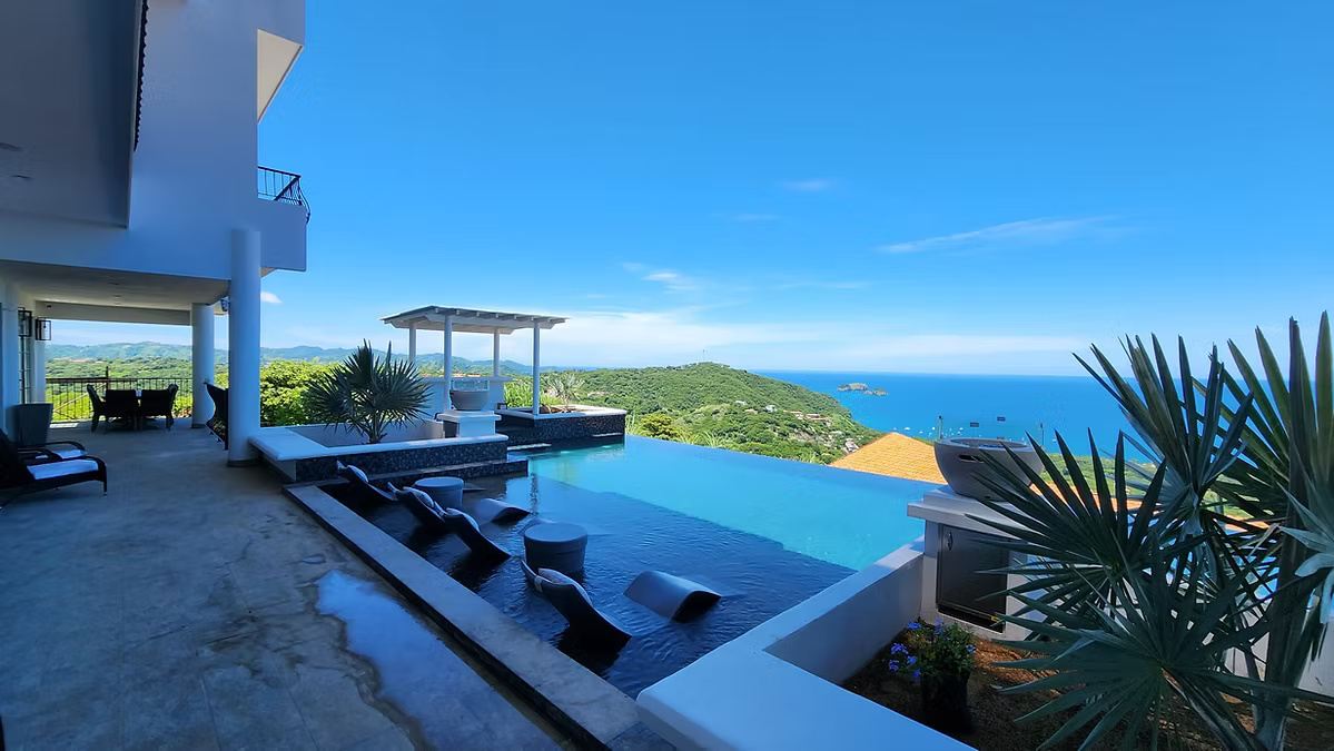 Castle Essence of Dreams