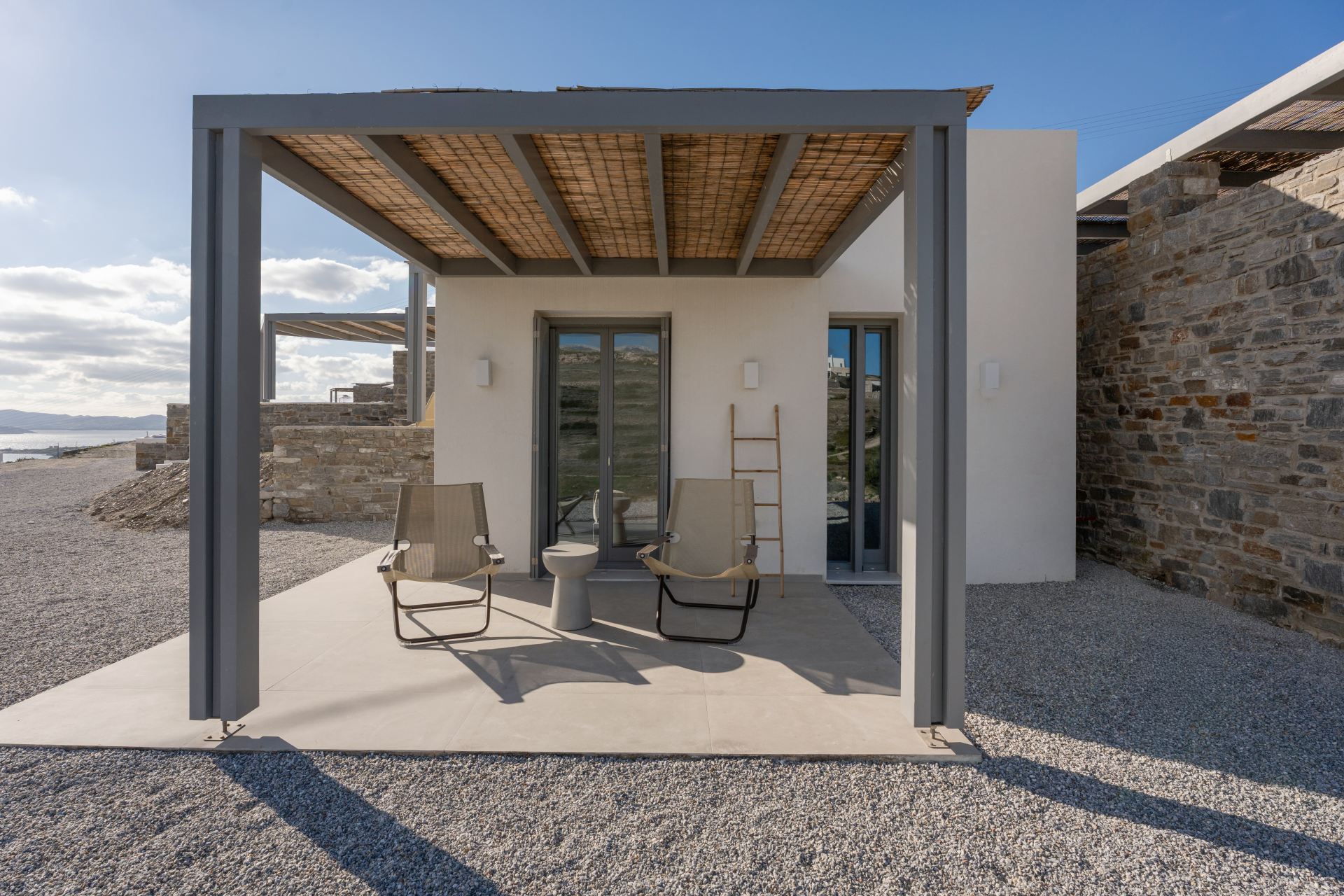 Villa Dabet and Guest House