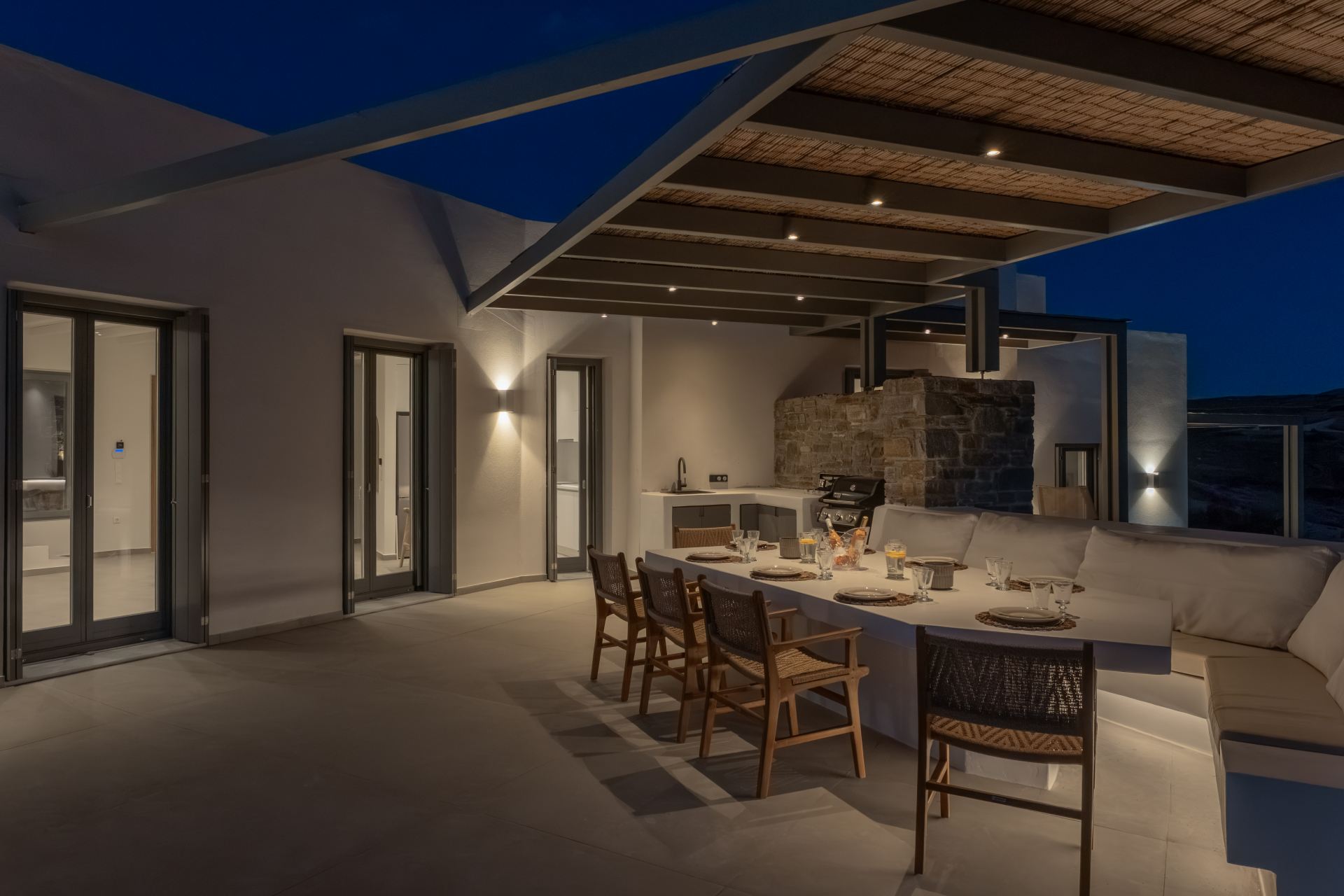 Villa Dabet and Guest House