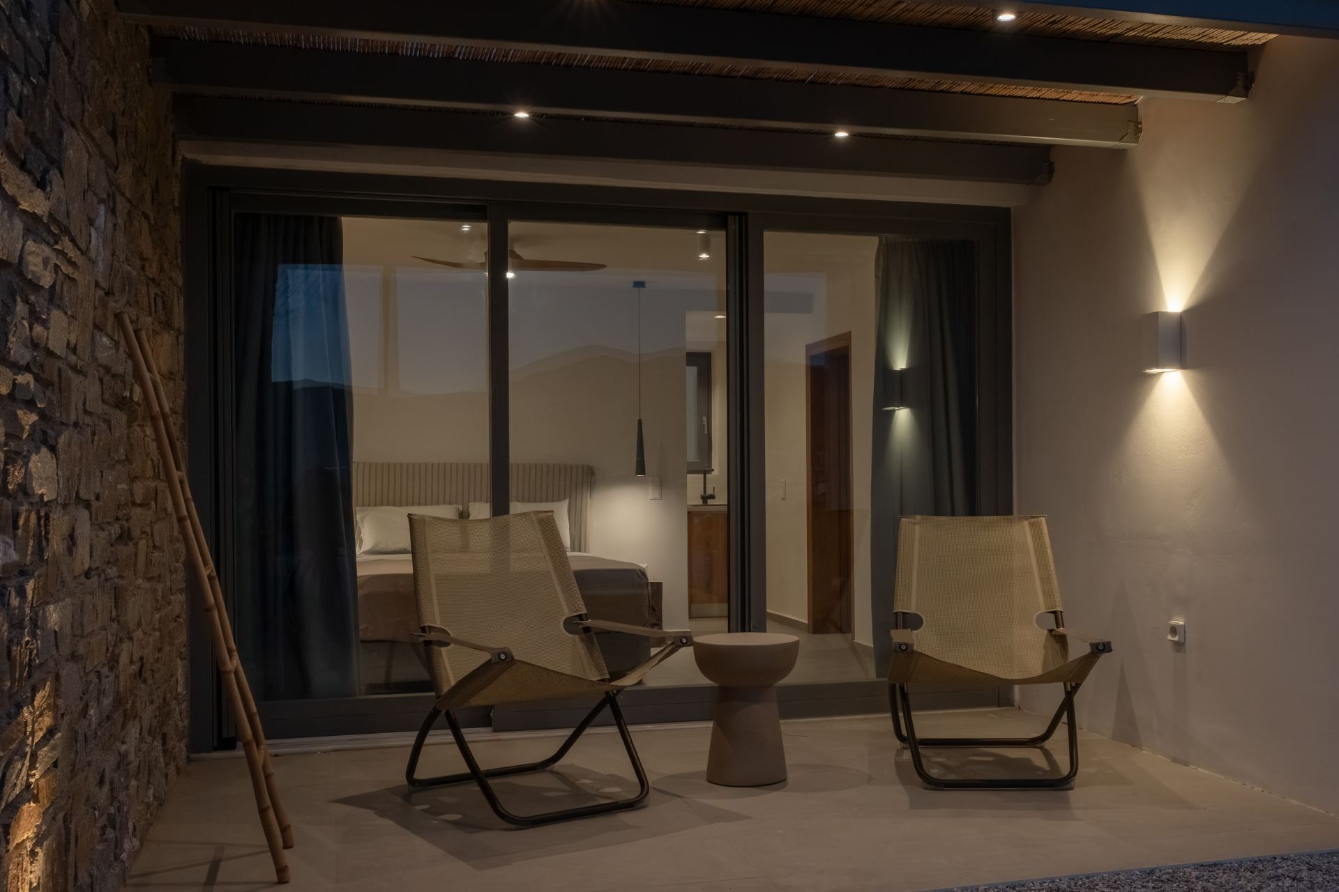 Villa Dabet and Guest House