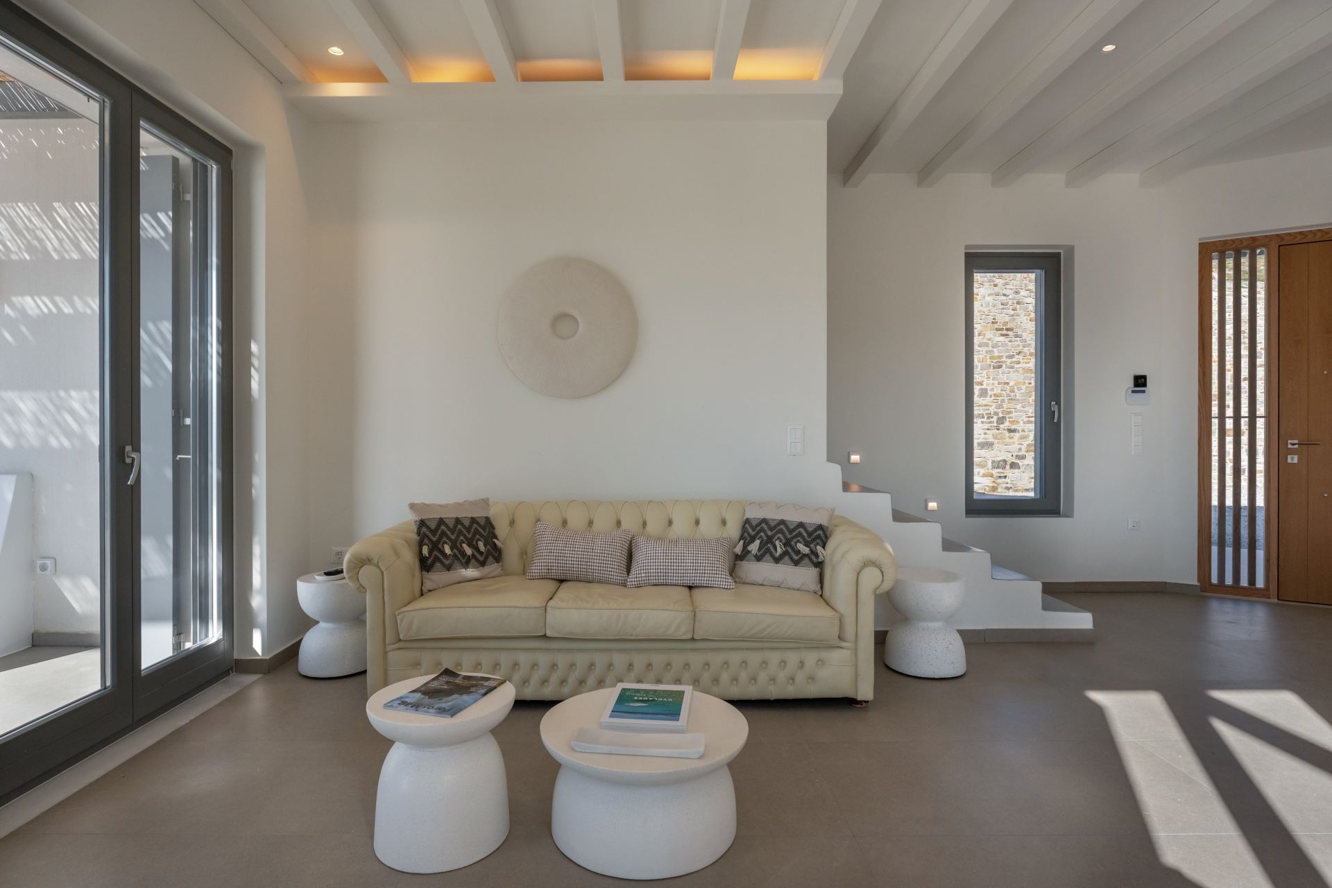 Villa Dabet and Guest House