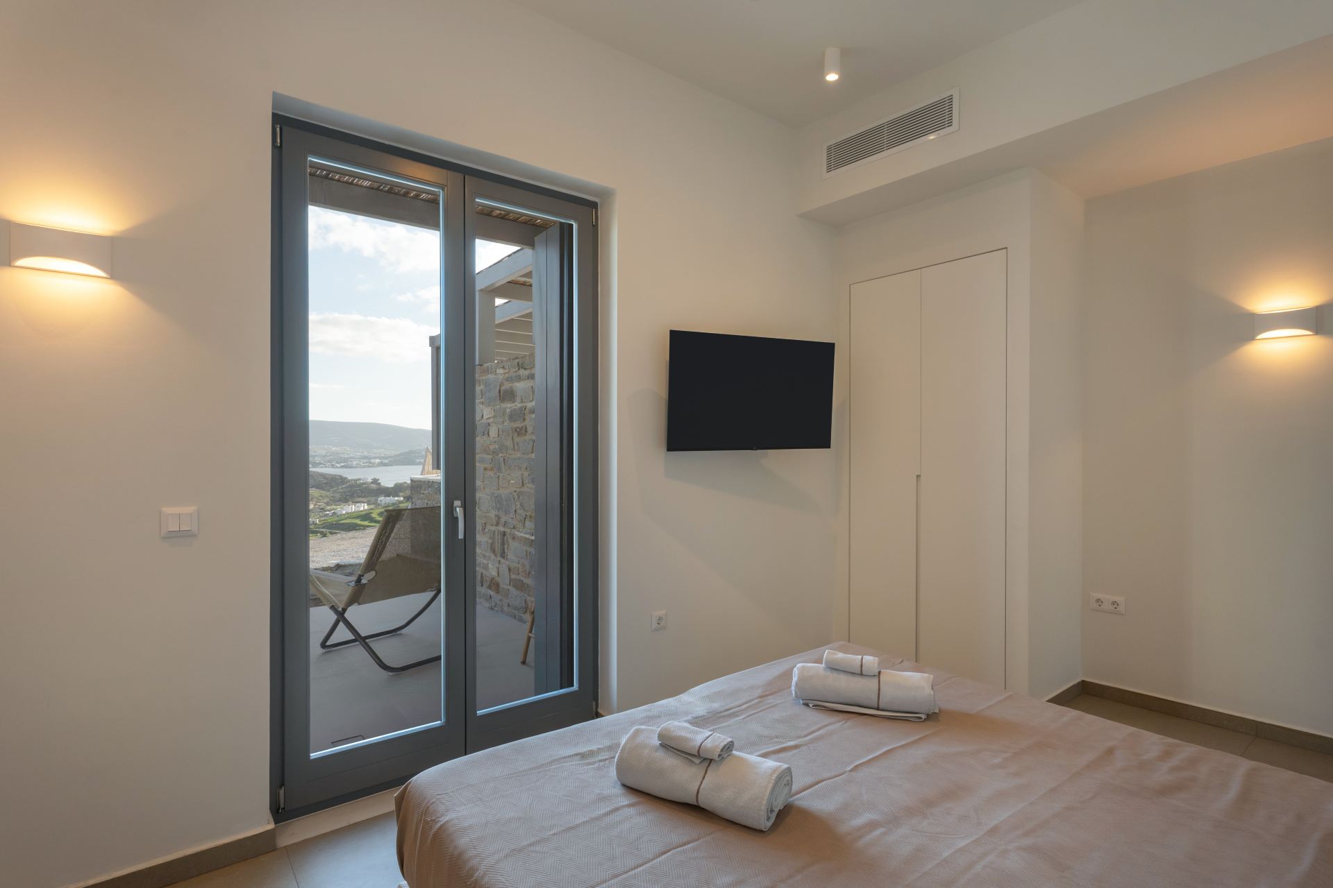 Villa Dabet and Guest House