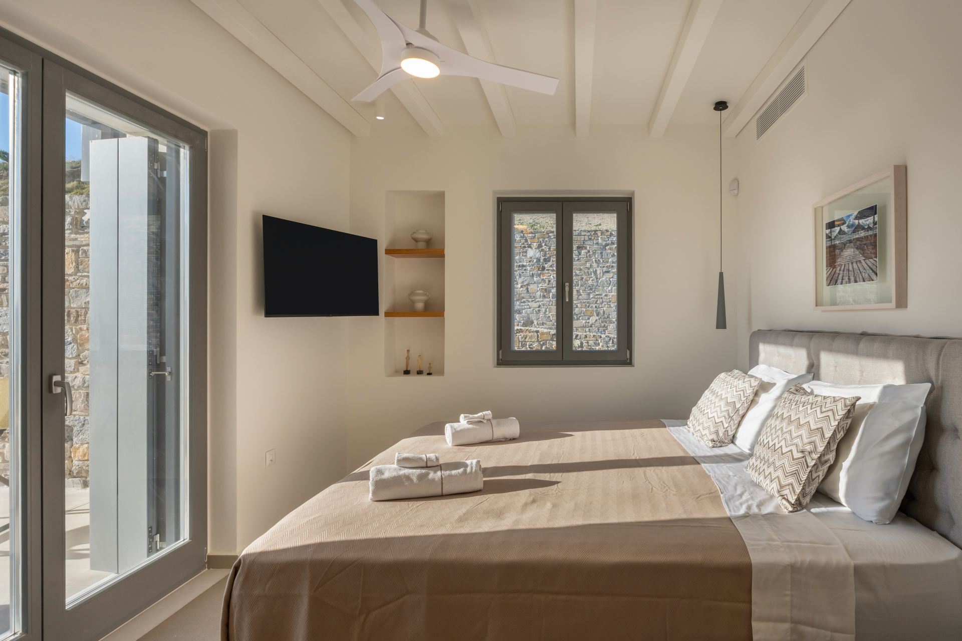 Villa Dabet and Guest House