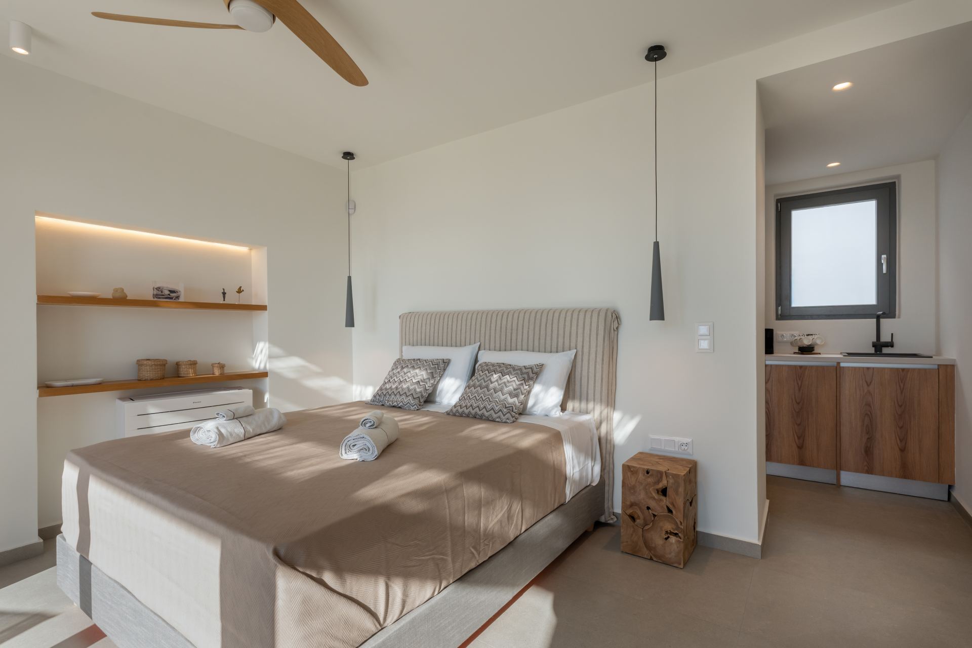 Villa Dabet and Guest House