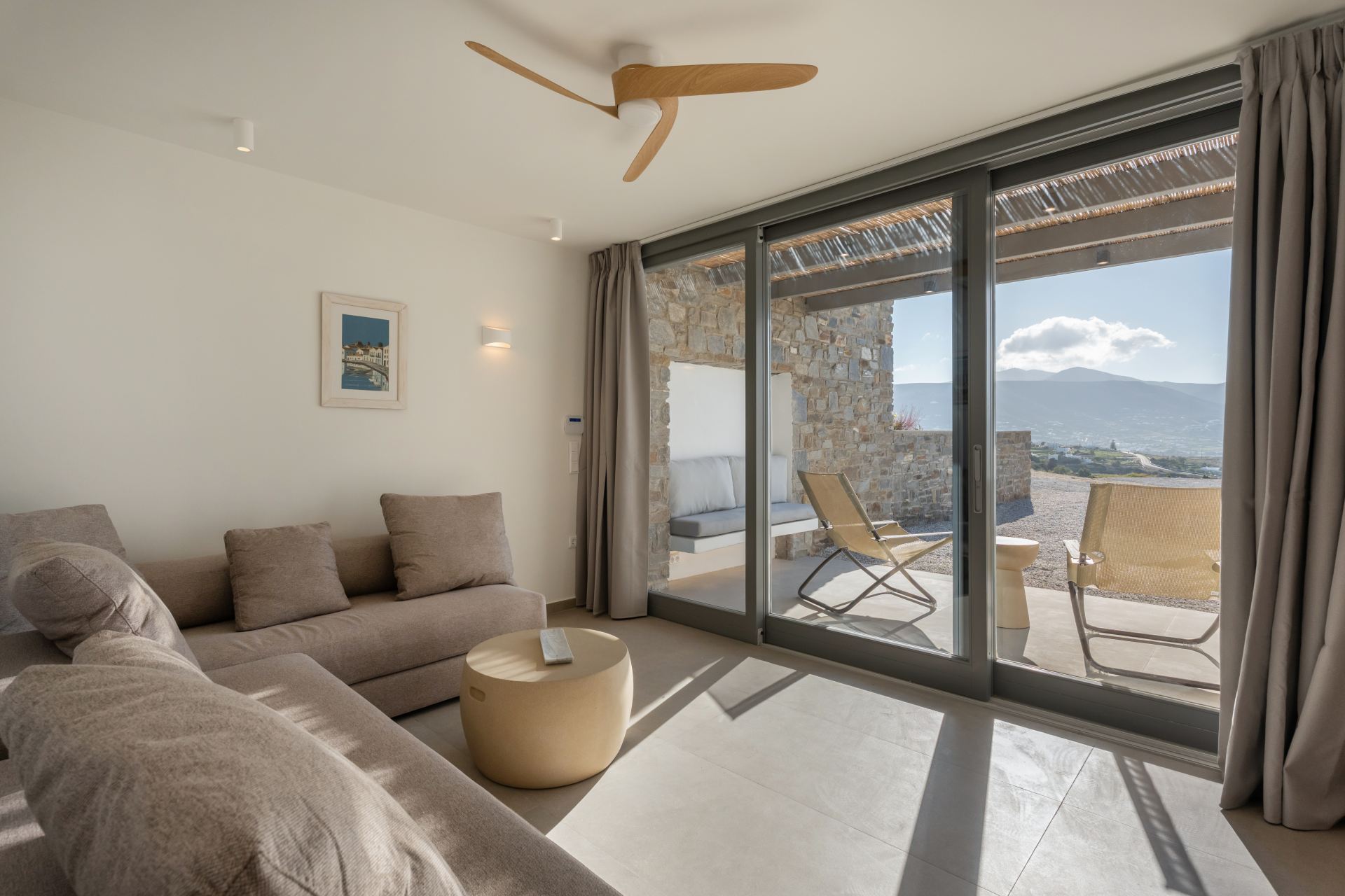 Villa Dabet and Guest House