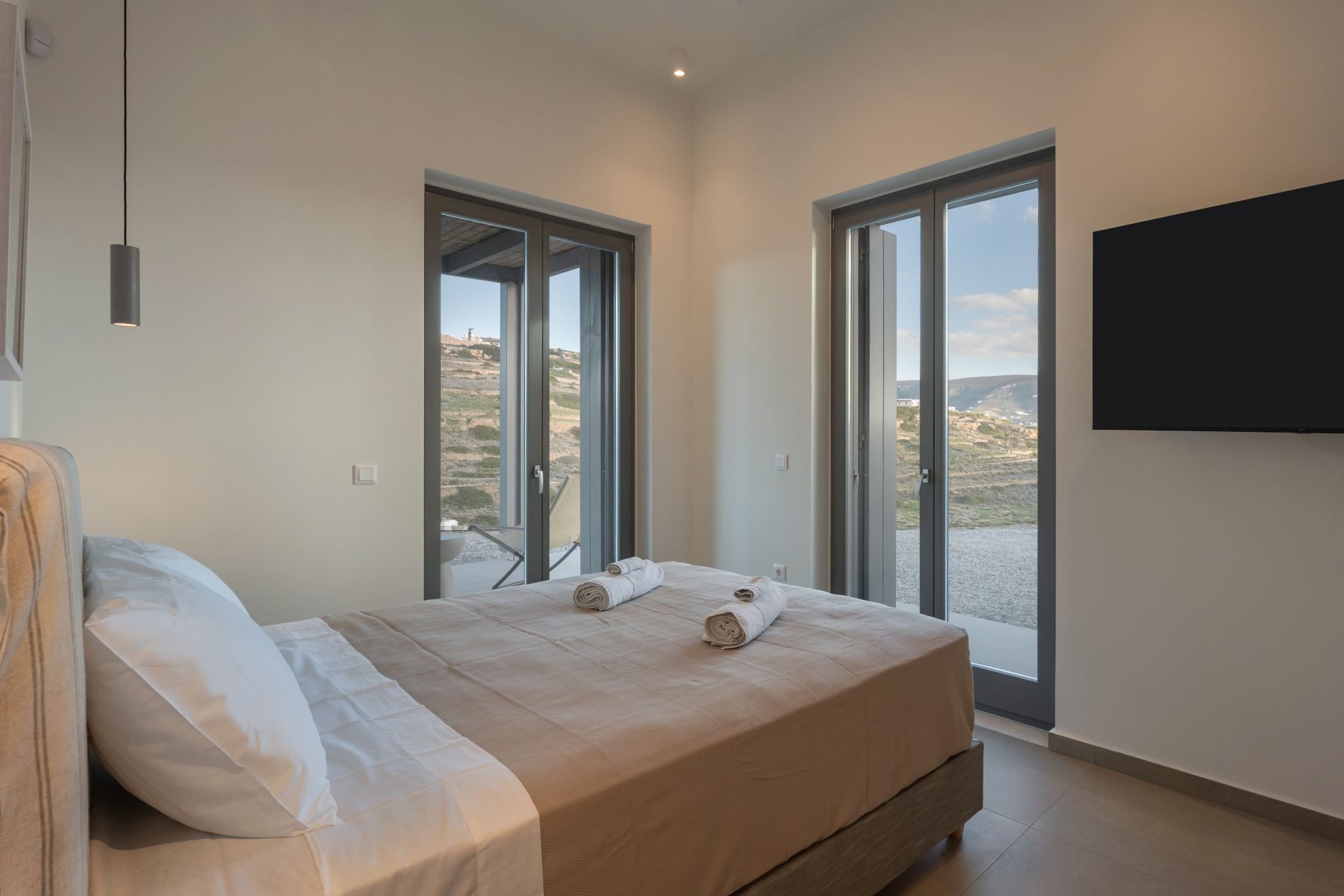 Villa Dabet and Guest House