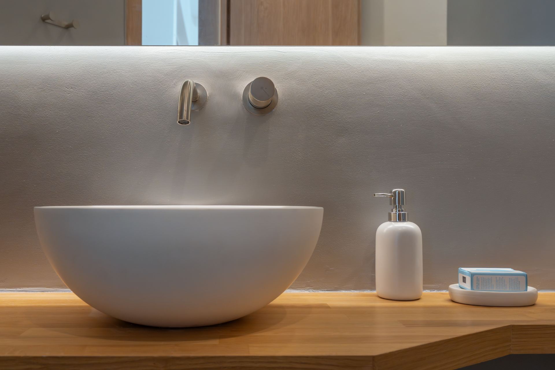 Villa Dabet and Guest House