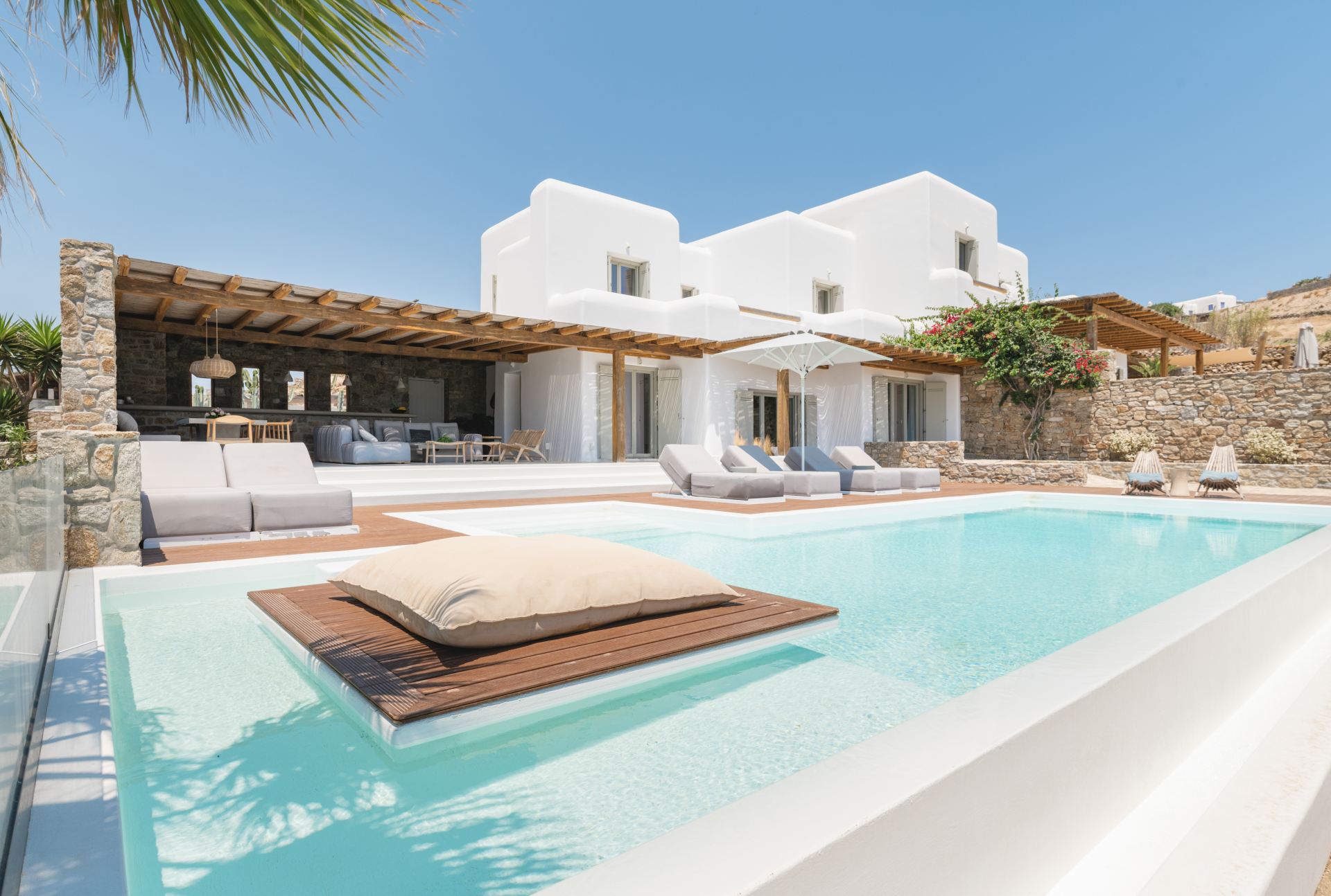 Villa Combo Kalafatis