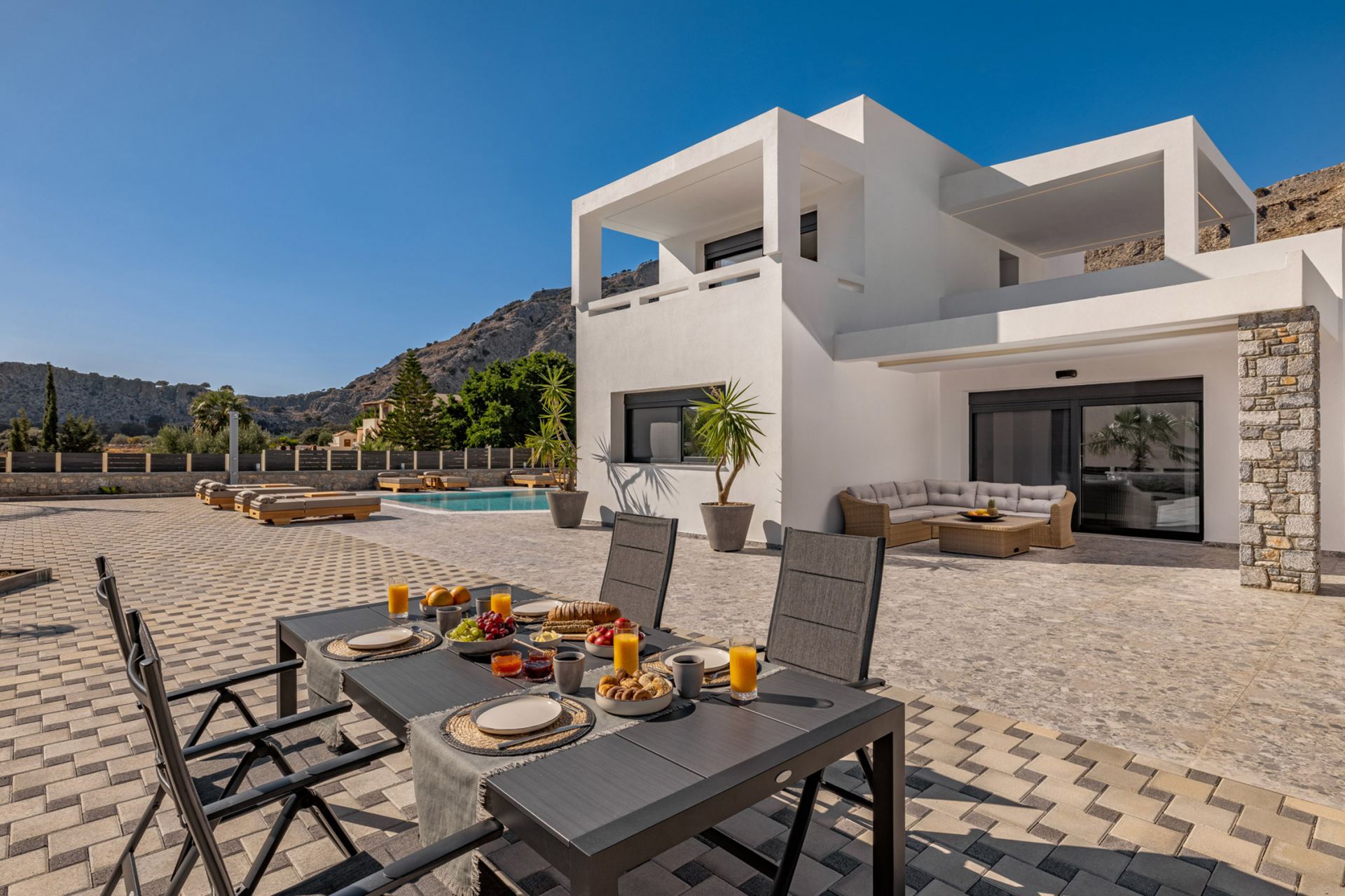 Villa Lindos Retreat