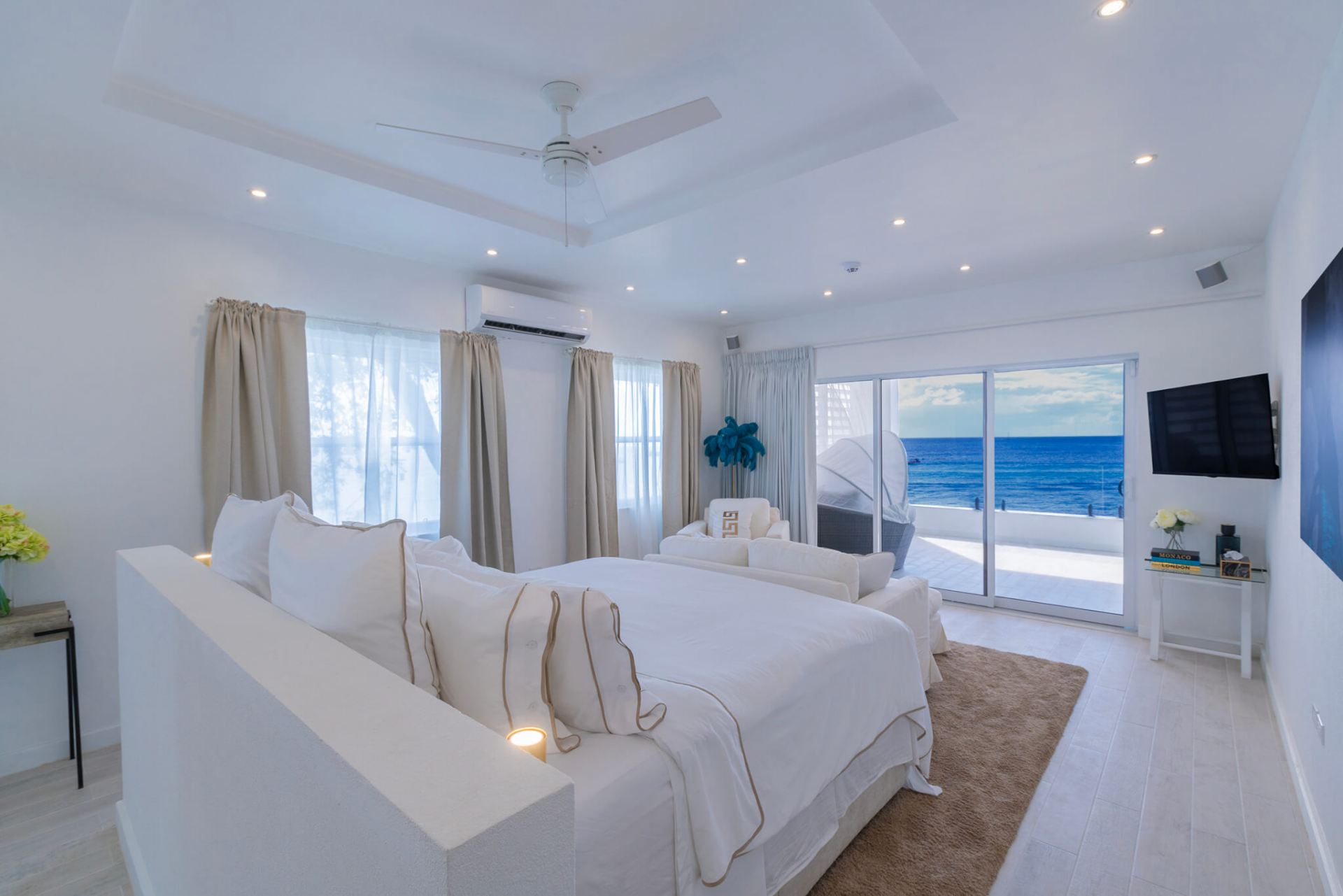 Solaris Beach House