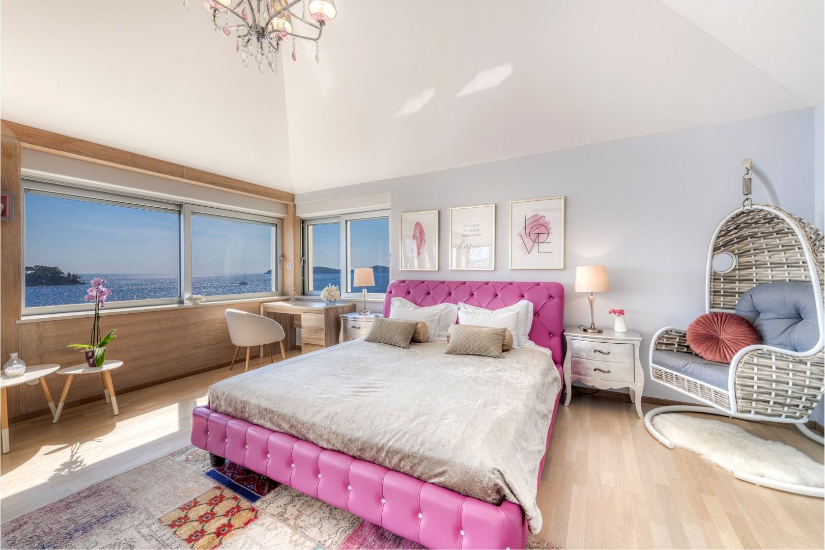 Villa Lux Life