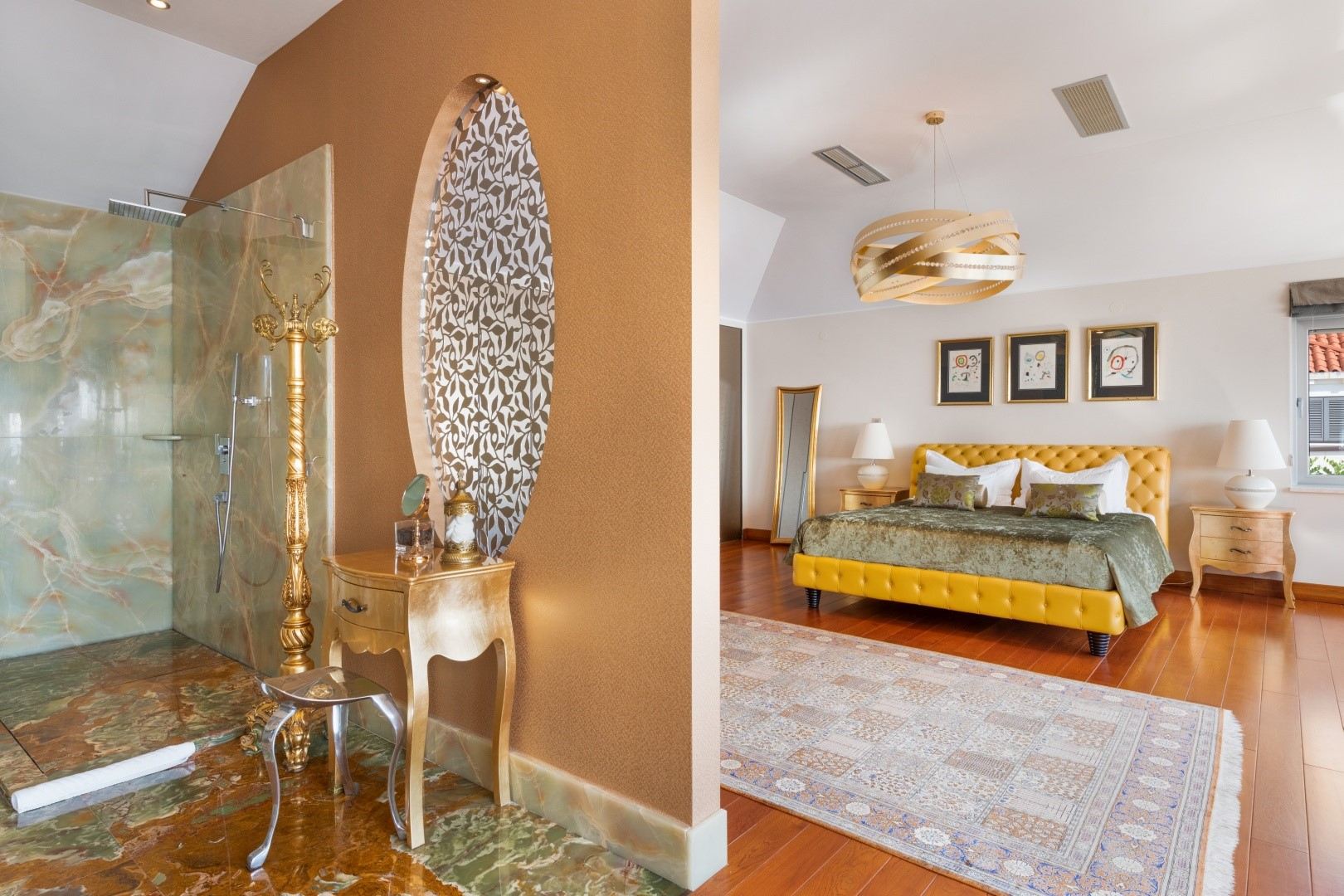 Villa Lux Life