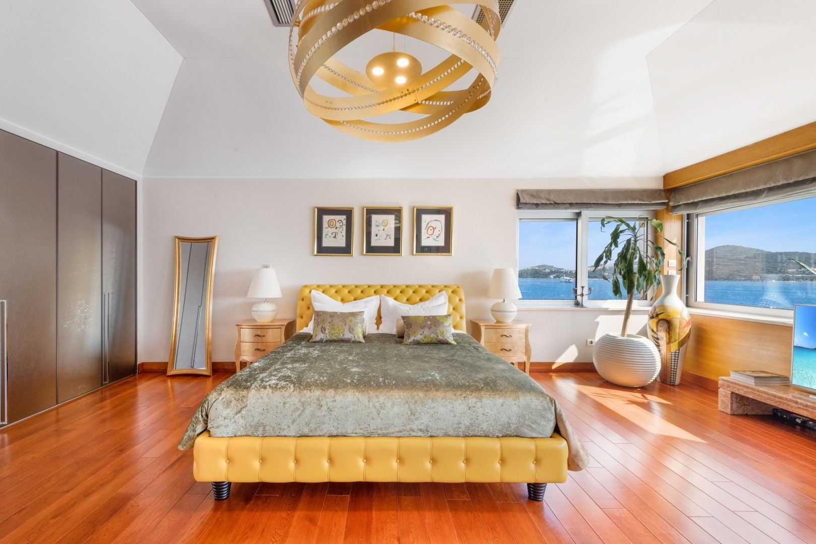 Villa Lux Life