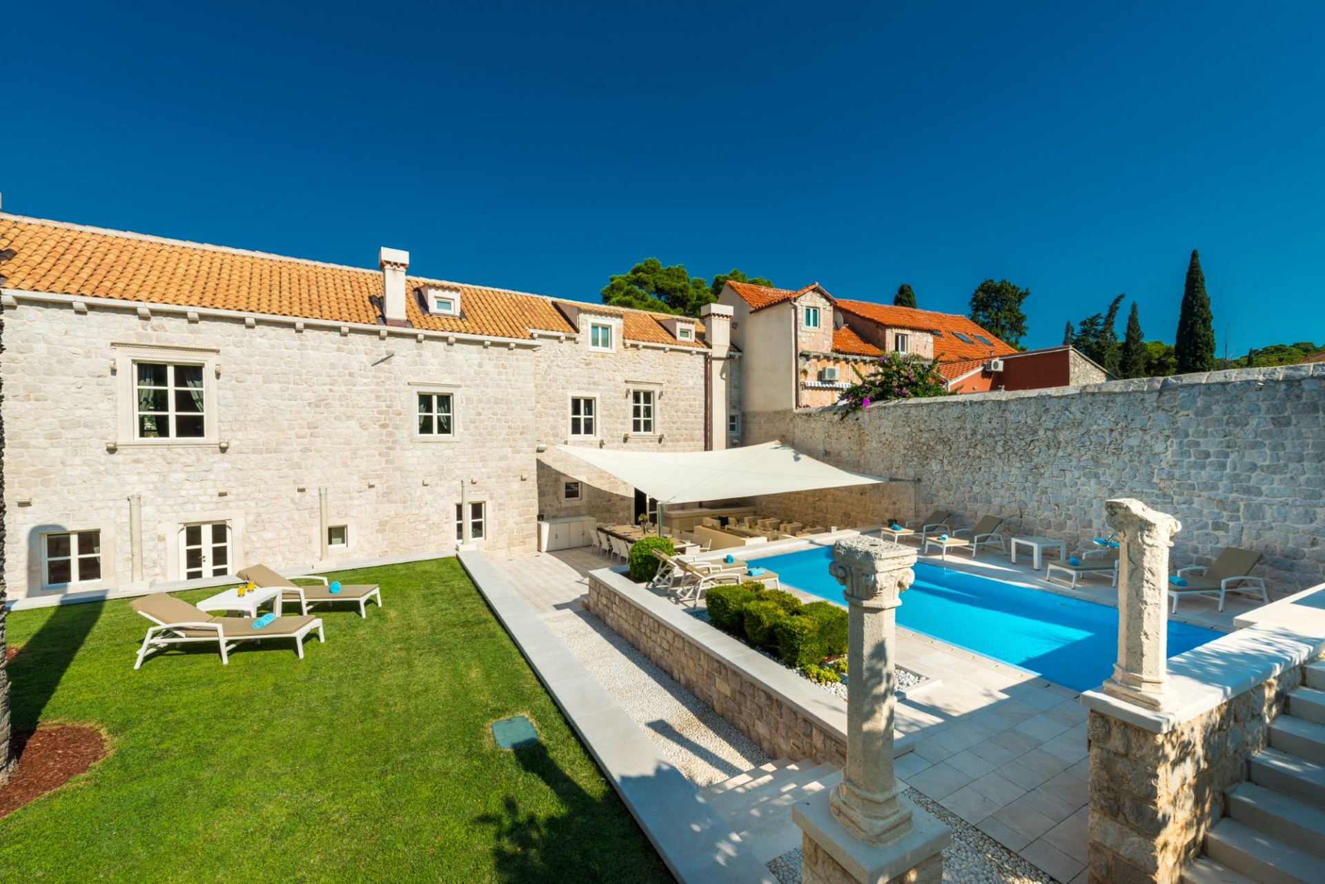 Villa Zaton