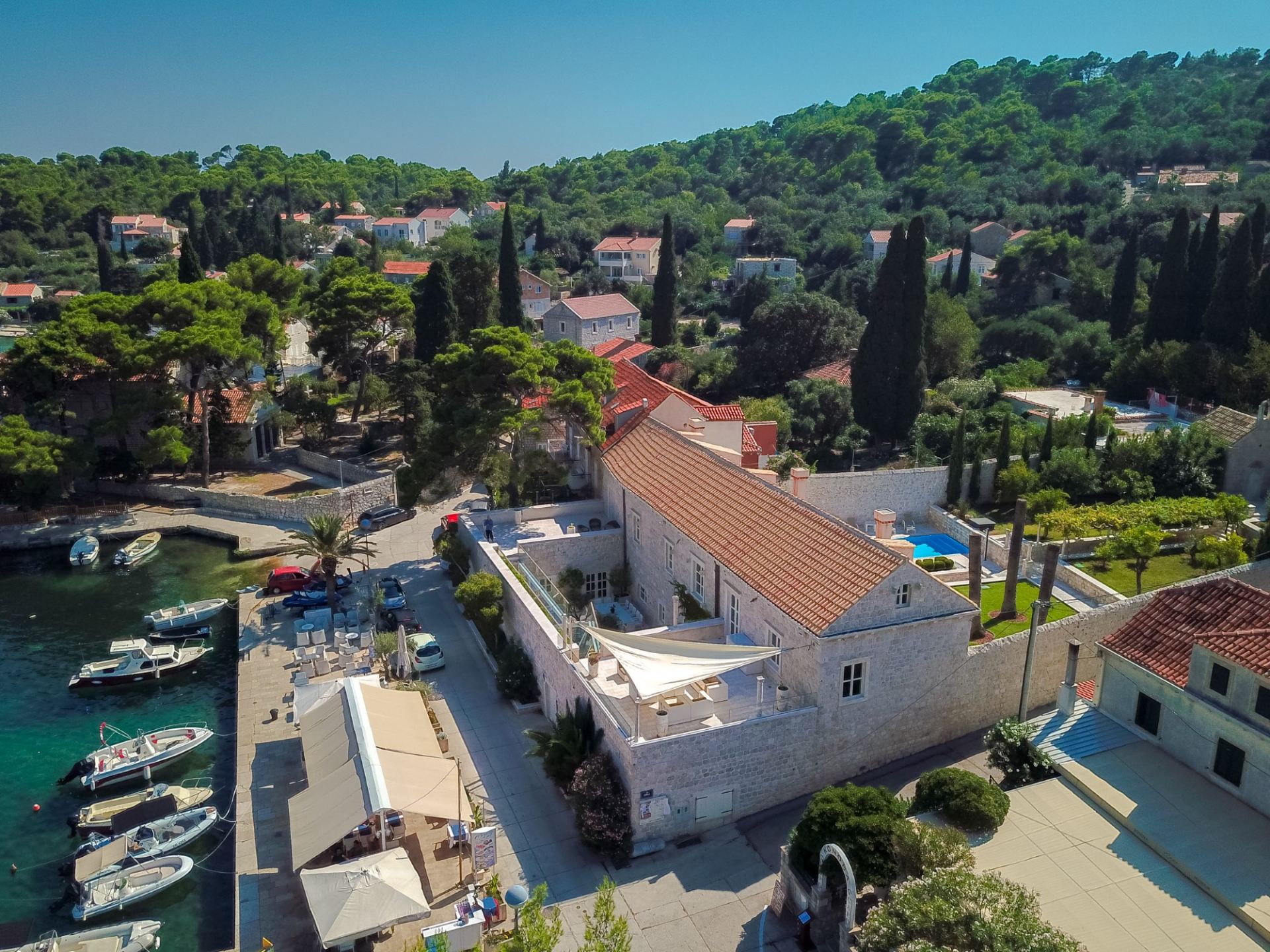 Villa Zaton