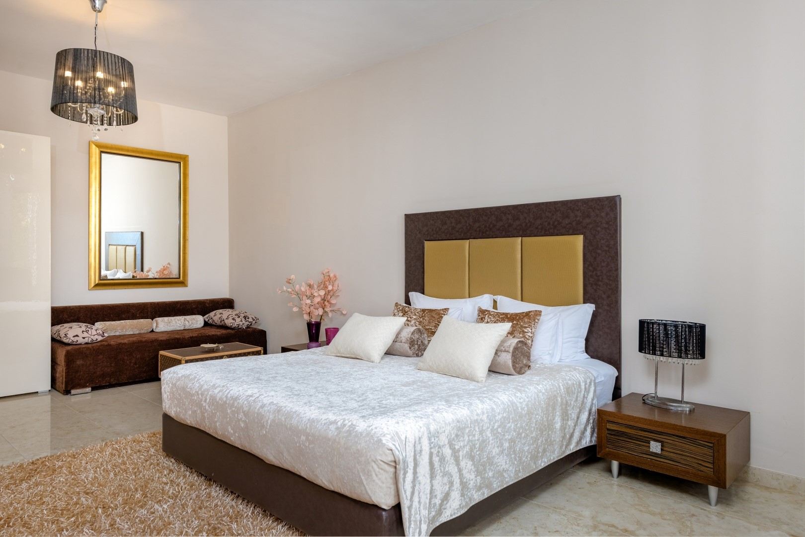 Villa Lux Life