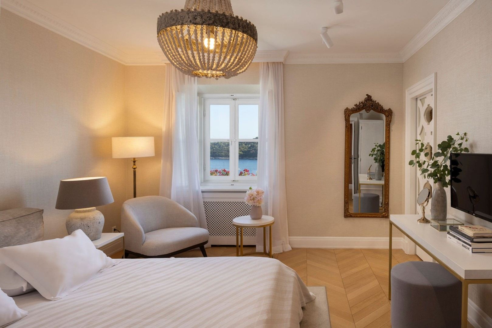 Villa Opulent