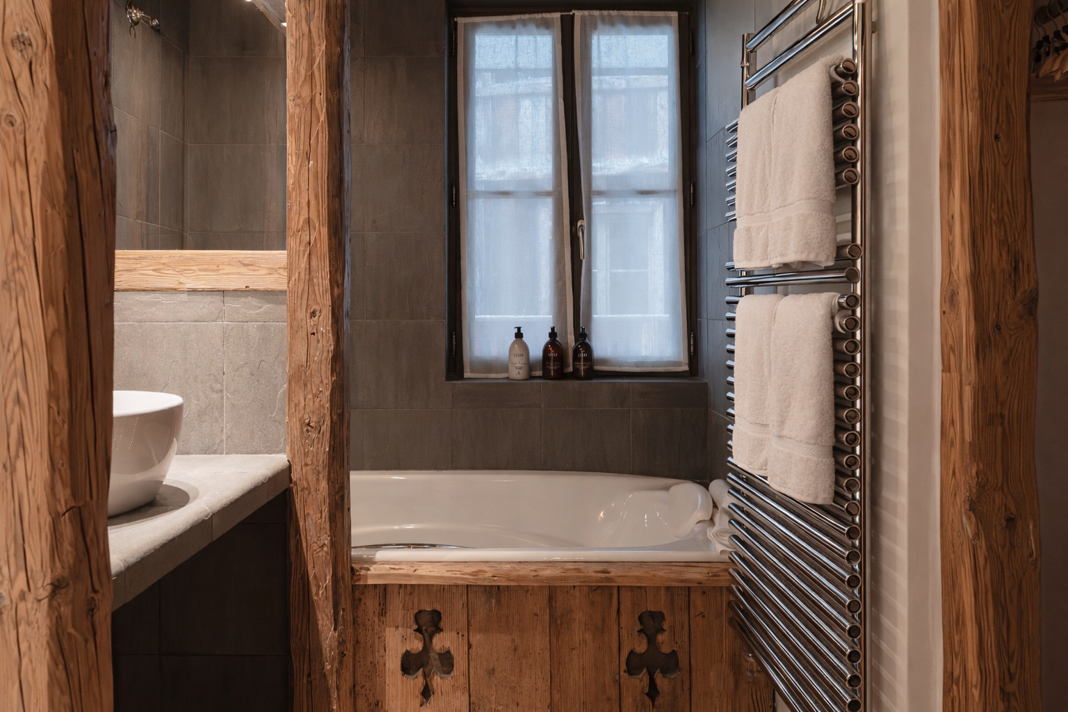 Chalet Alice